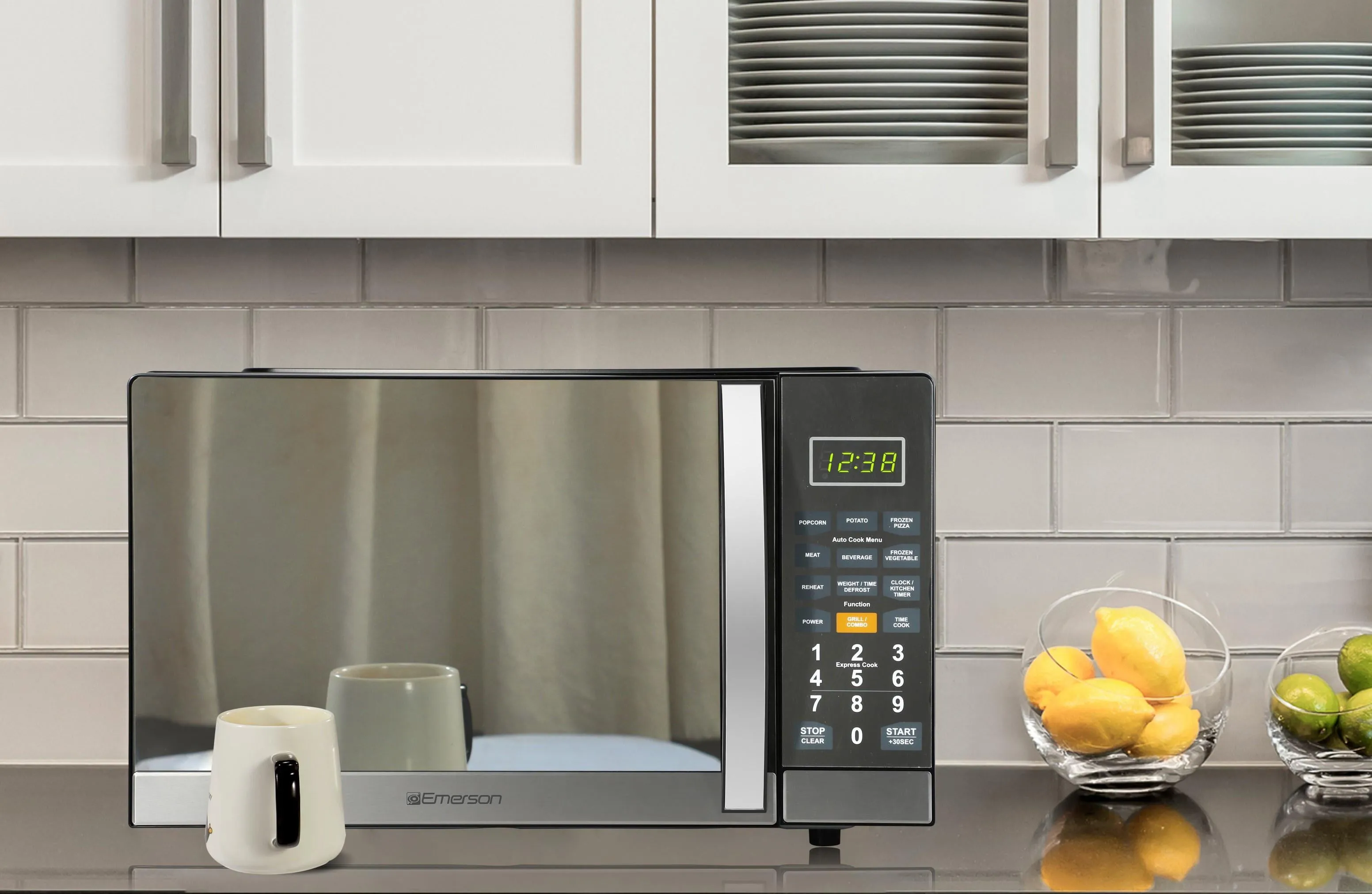 1.1 Cu Ft 1100W Countertop Microwave Oven With Grill - Image 4