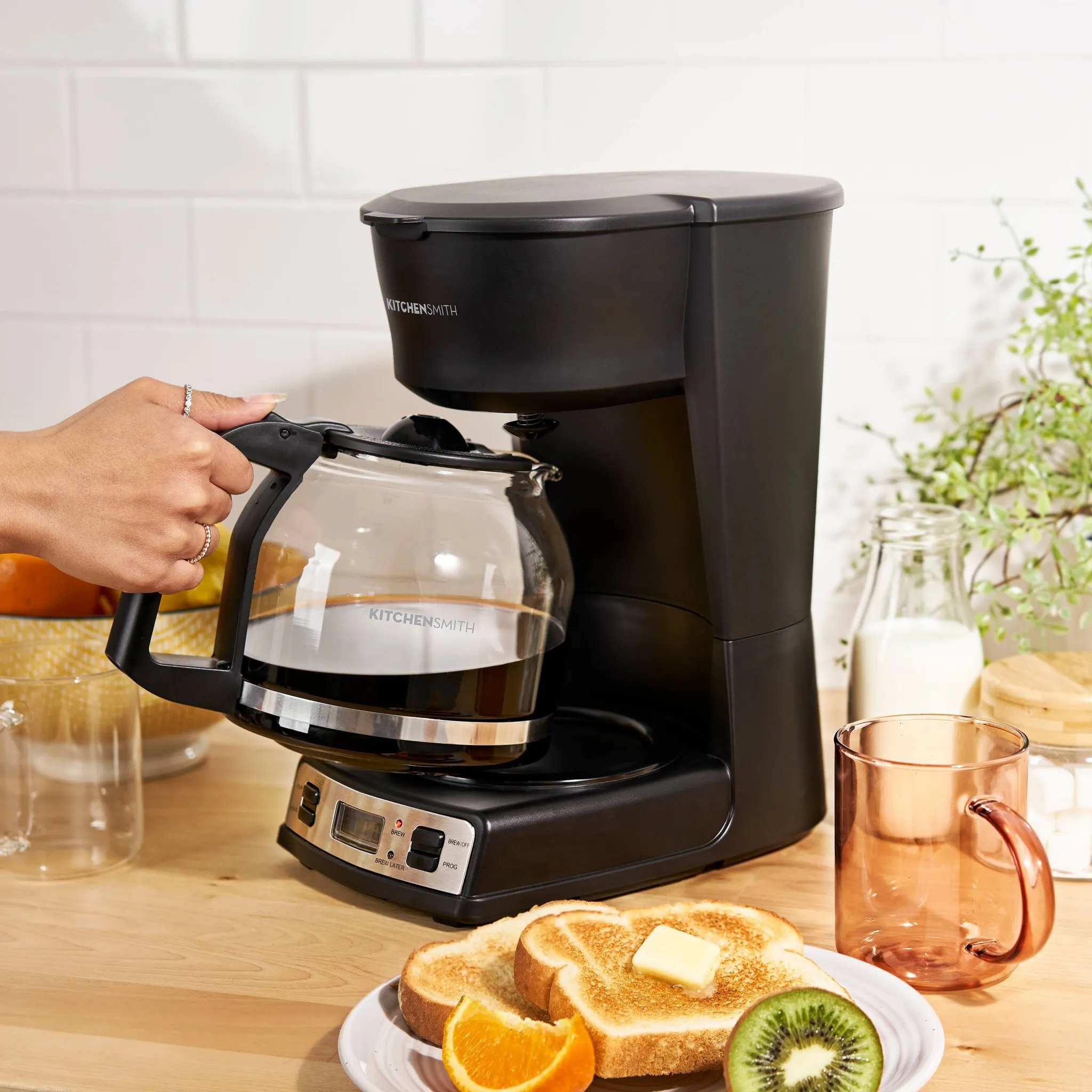 12 Cup Programmable Coffeemaker - Image 4