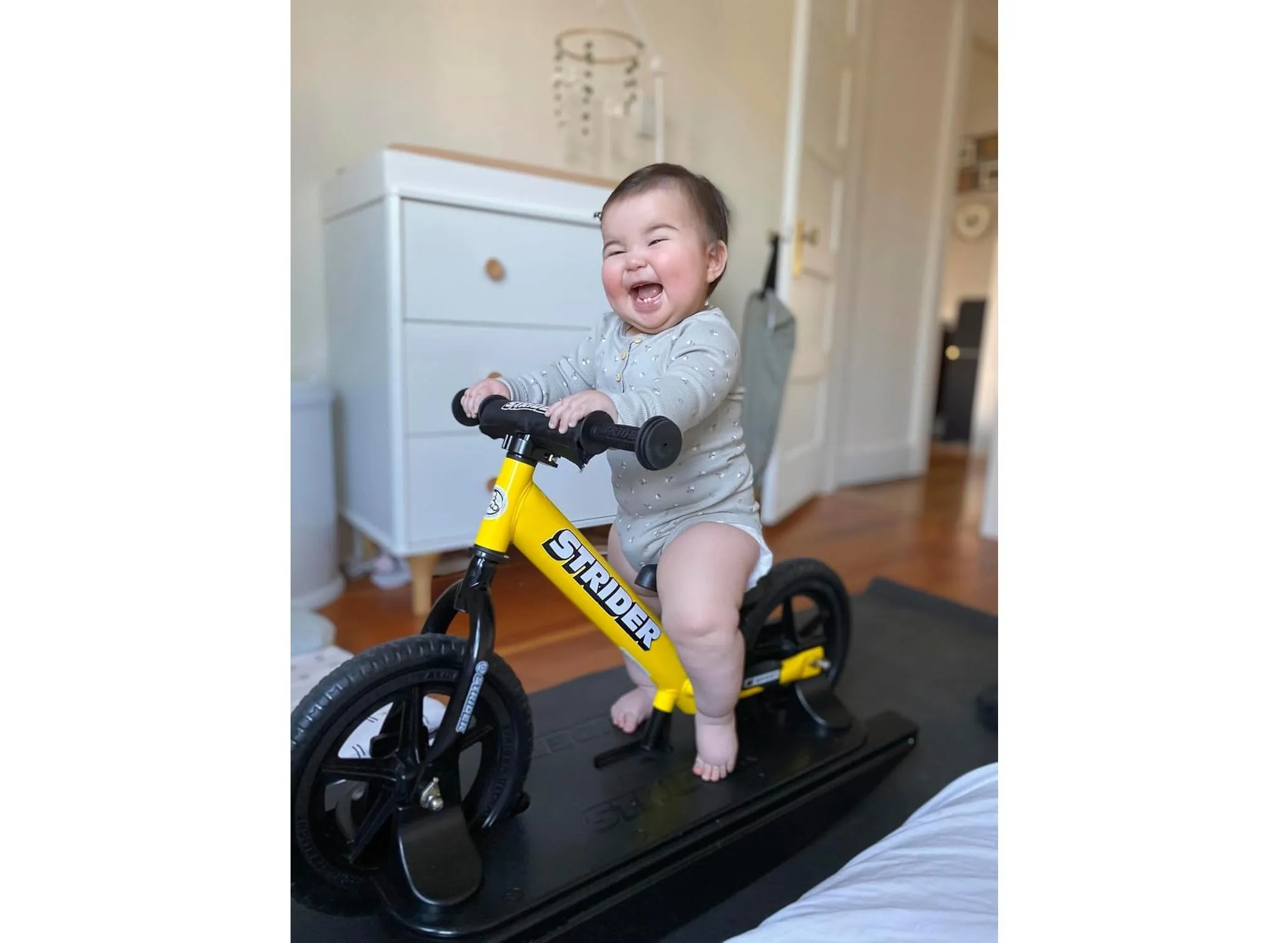 12” Sport Balance Bike with Rocking Base - Yellow - Image 7
