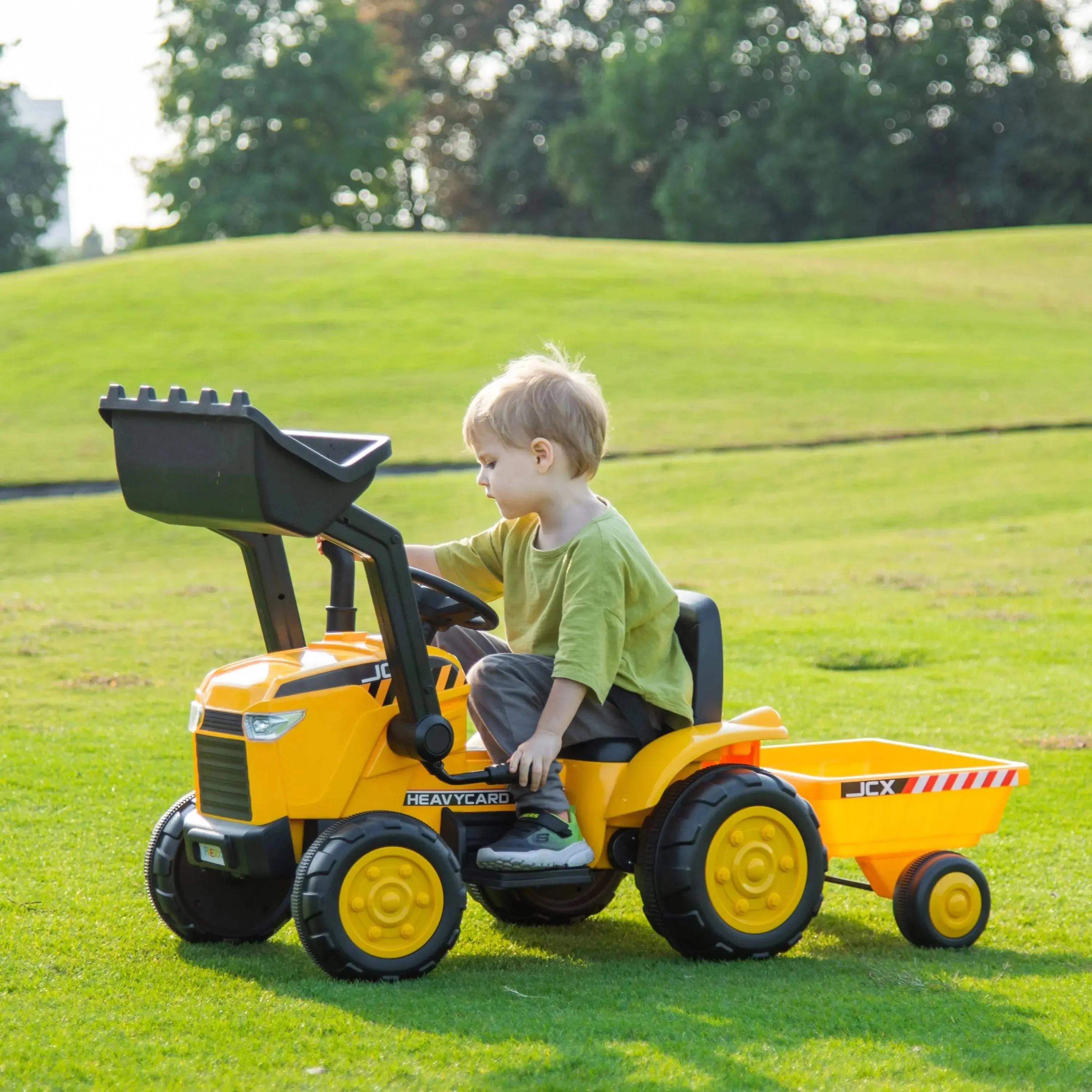 12V Freddo Excavator 1 Seater Ride-On - Image 4