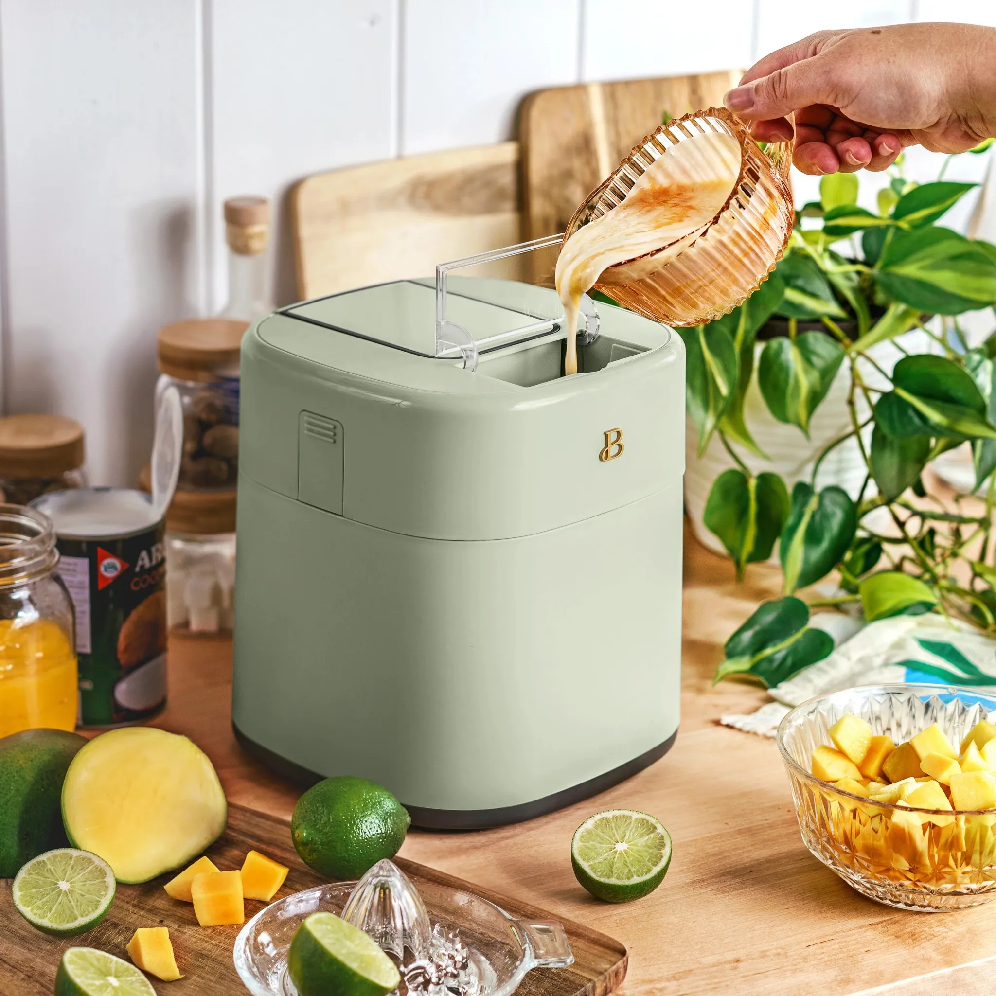 1.5 Qt Ice Cream Maker - Sage Green - Image 4