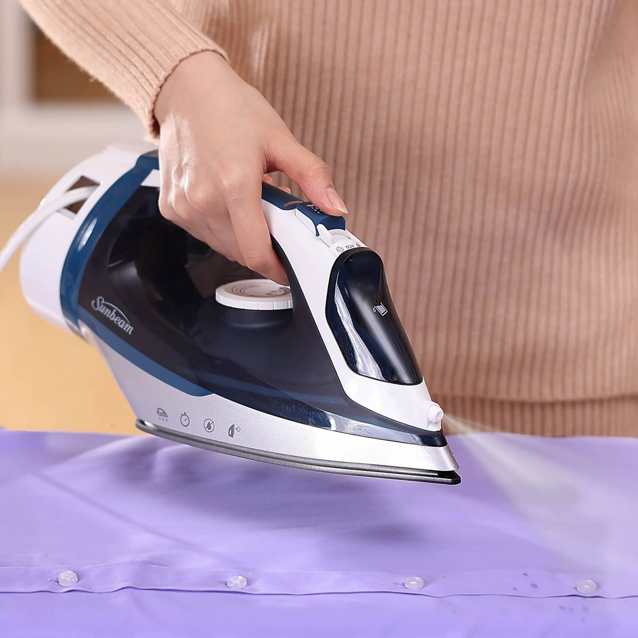 1700W Steam Iron with Retractable Cord and Shot of Steam Feature - Image 5