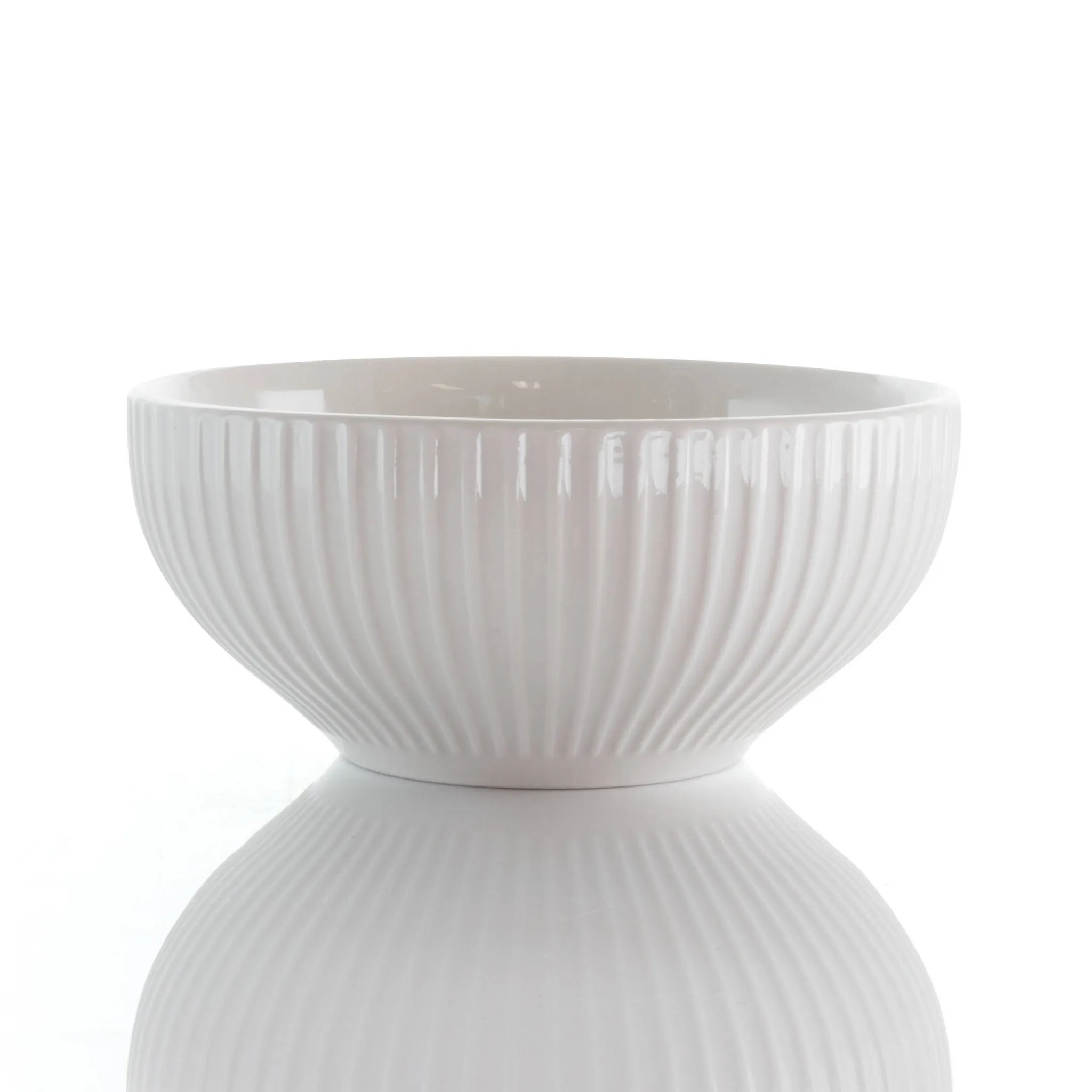 18-Piece Porcelain Dinnerware Set - Service for 4 - Image 3