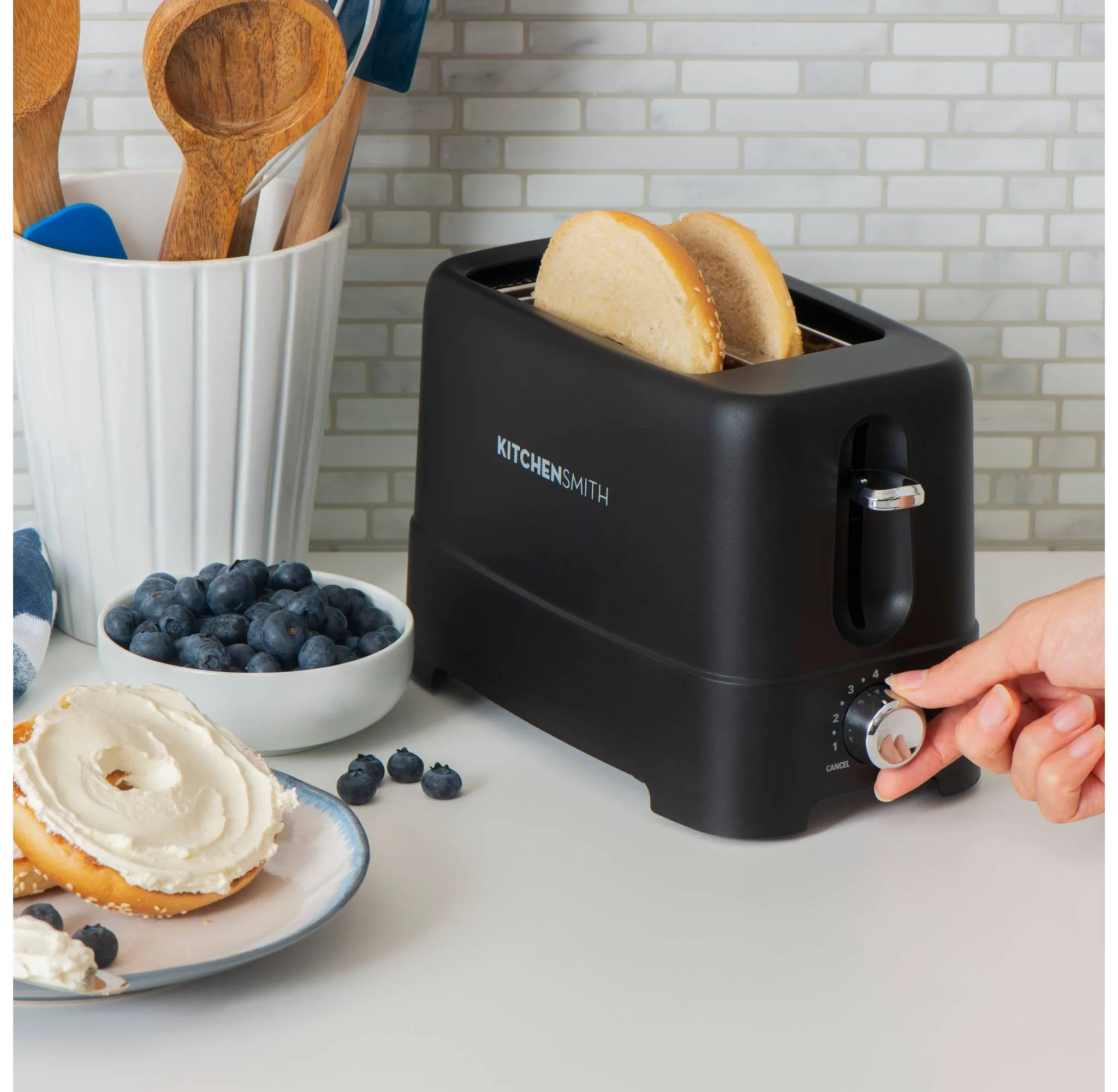 2 Slice Toaster - Black - Image 3