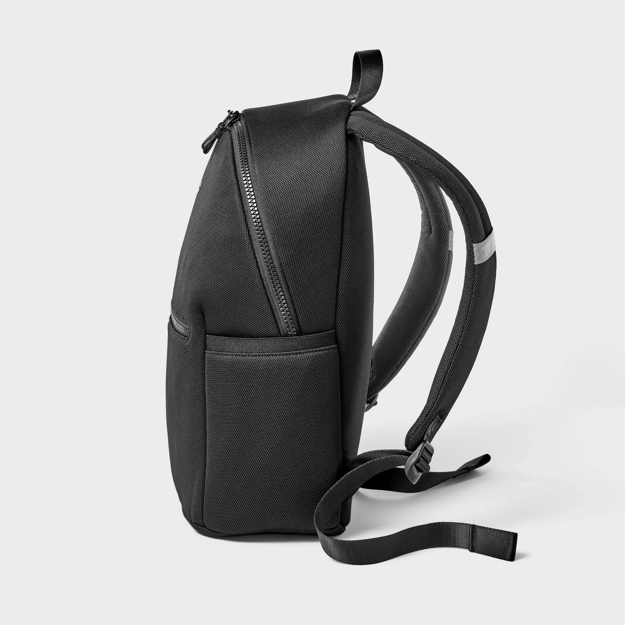 23L Air Mesh Backpack - Black - Image 4