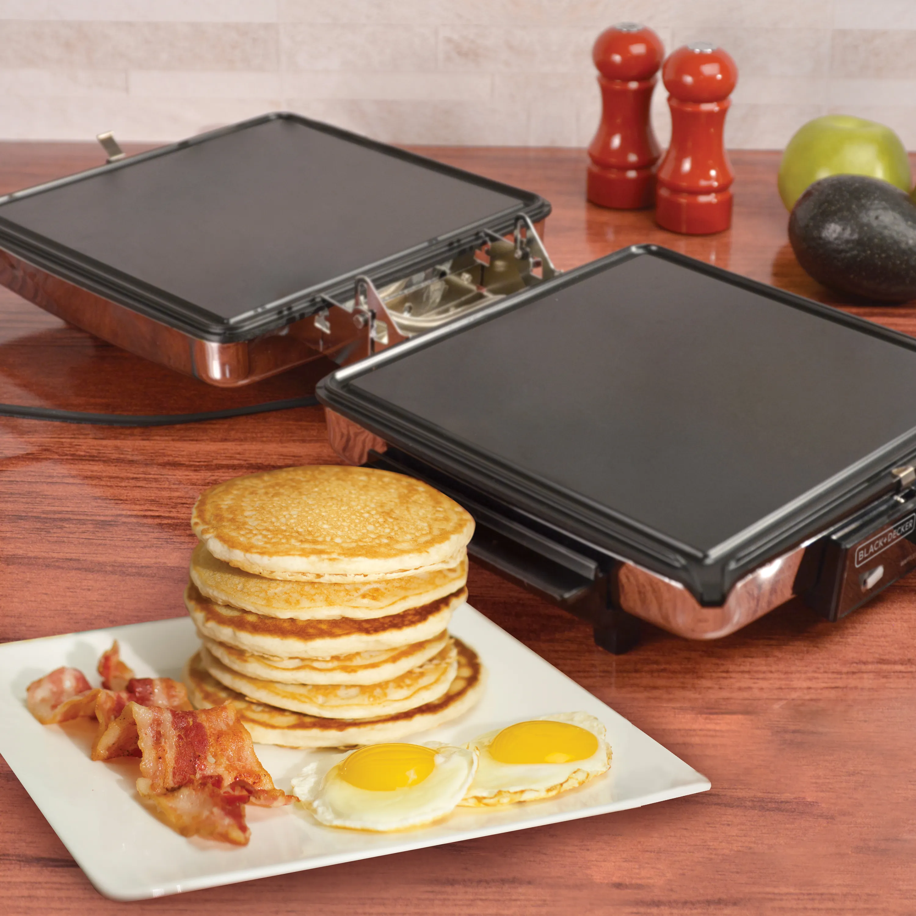 3-in-1 Waffle Maker - Image 3