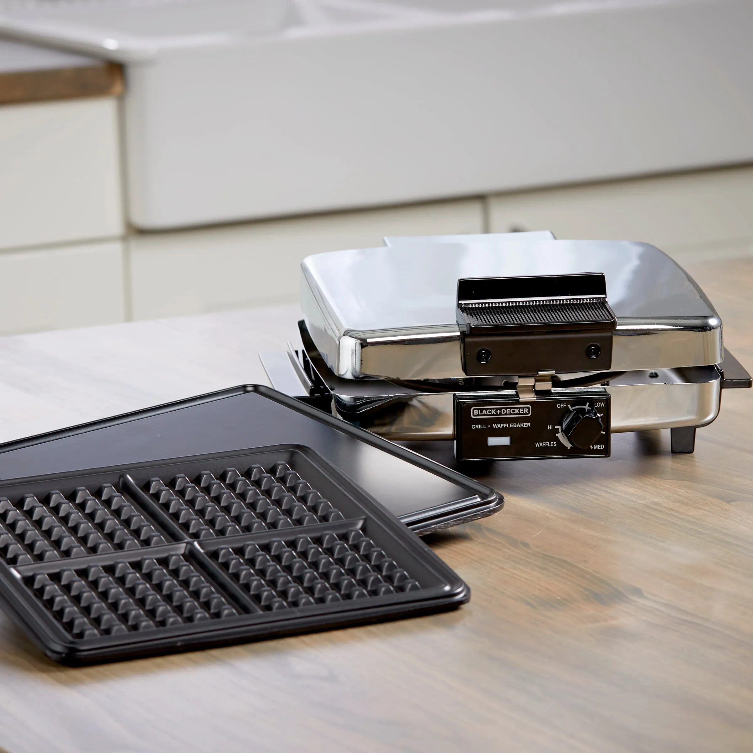 3-in-1 Waffle Maker - Image 5
