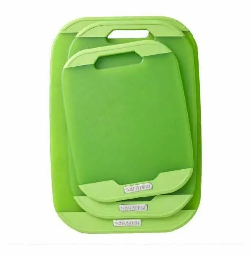 3-piece Nonslip Cutting Board Set in Green - Image 2