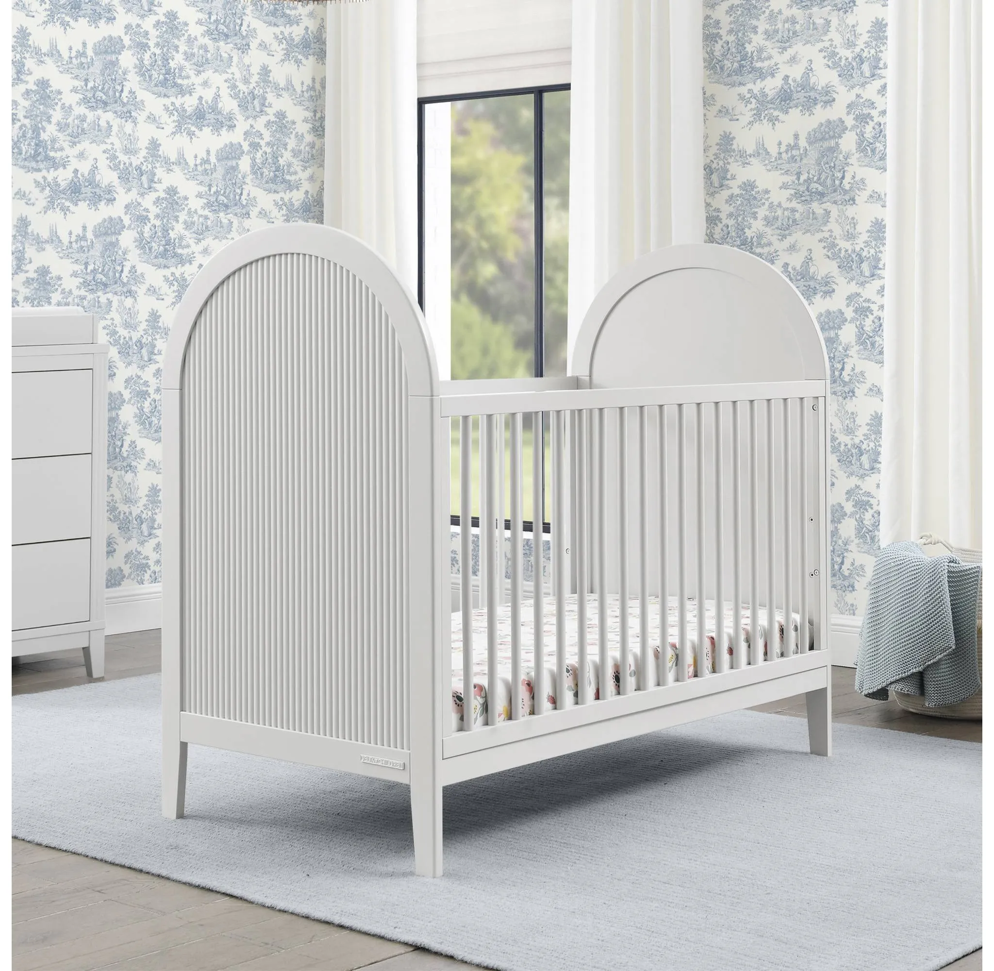 Eloise 4-in-1 Convertible Crib - Moonstruck Gray - Image 3