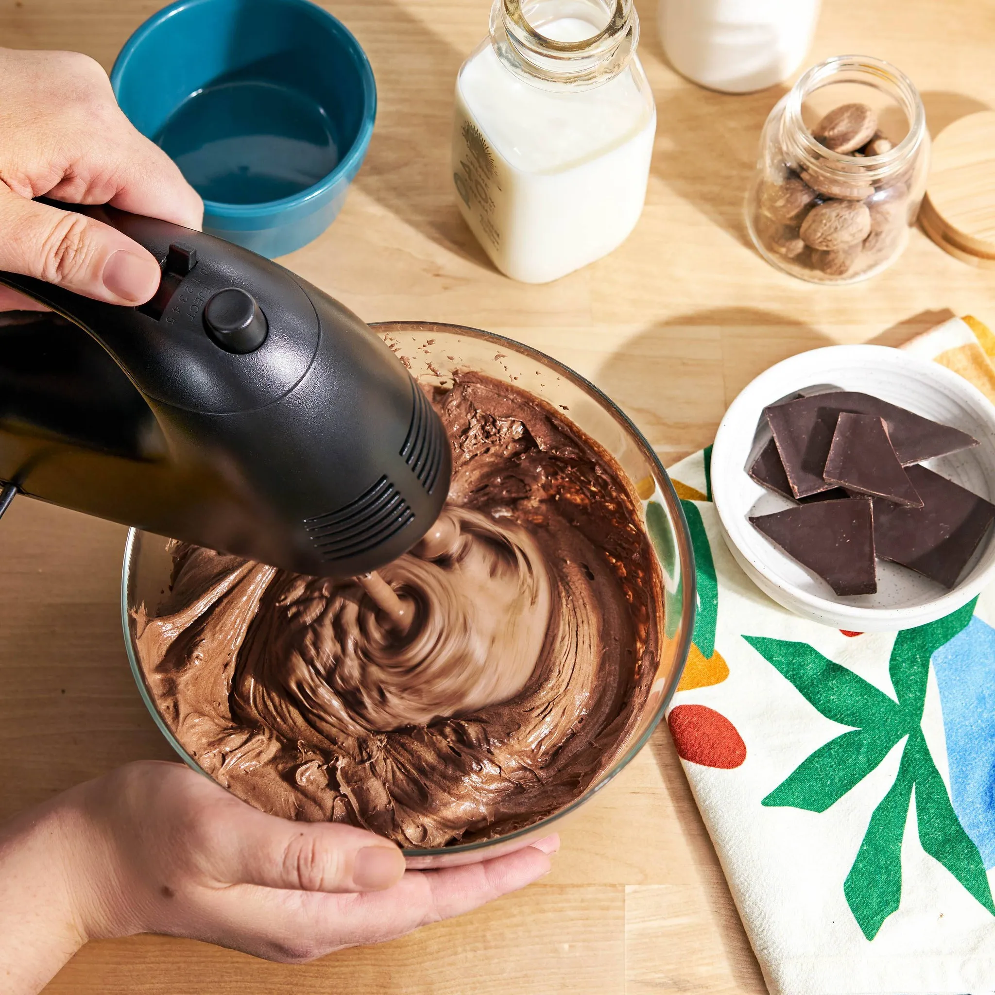 5 Speed Hand Mixer- Black - Image 3