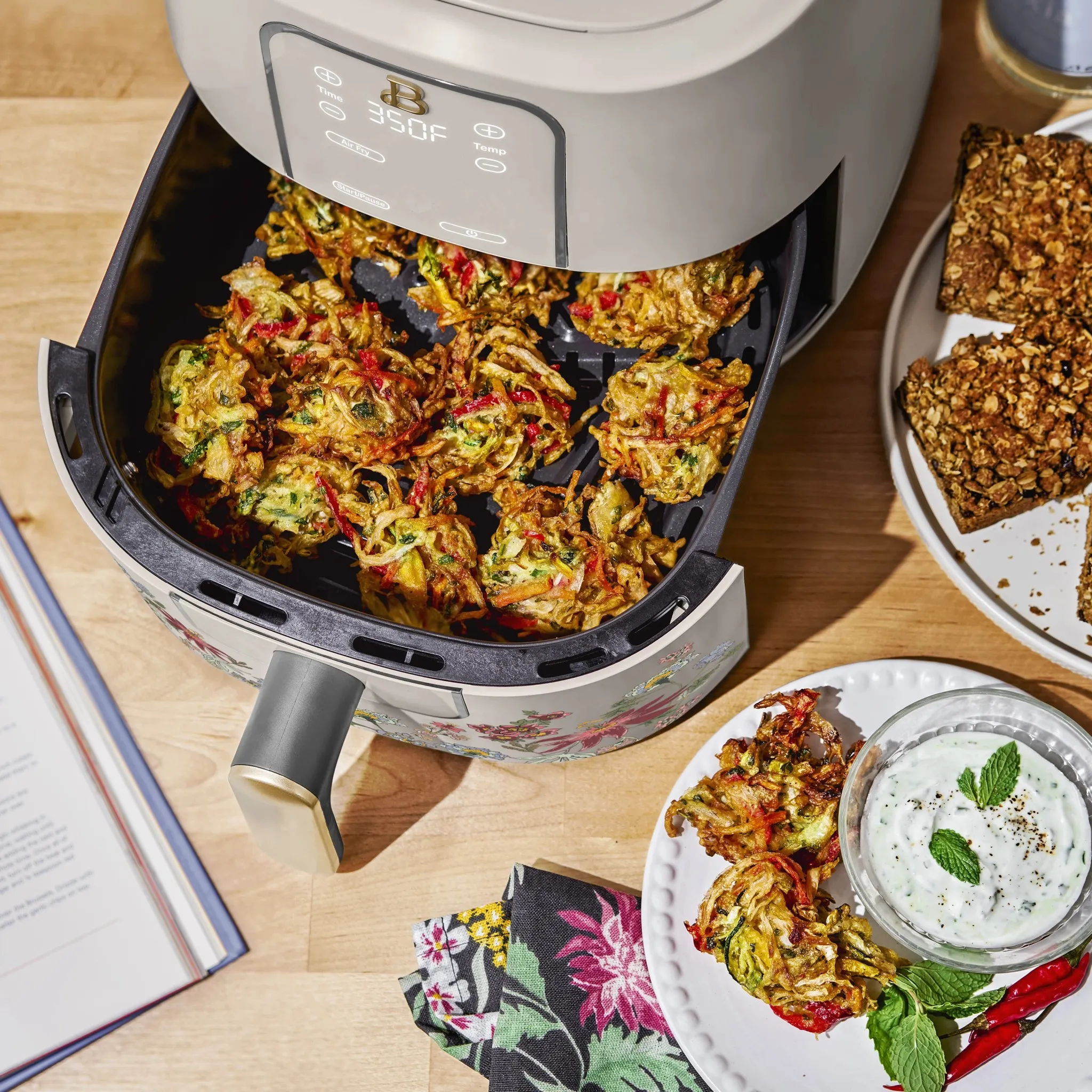6 Qt Air Fryer - Wildflower Porcini Taupe - Image 5