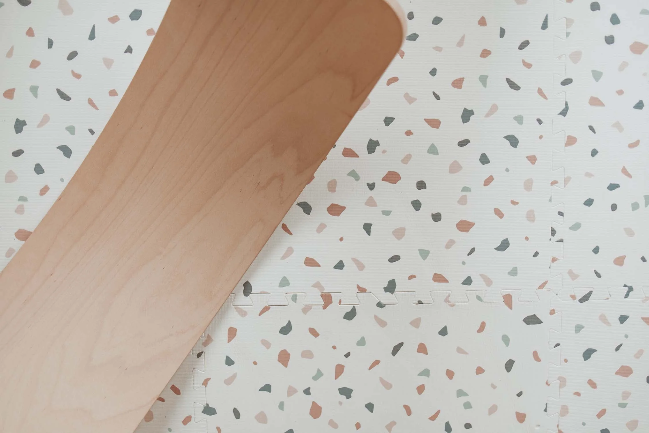 Alphabet/Terrazzo Puzzlemat - Image 23