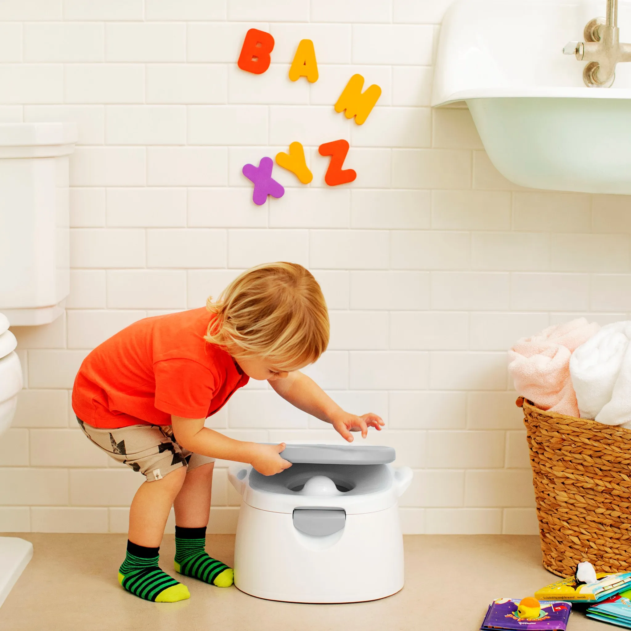 Arm & Hammer Multi-Stage 3-in-1 Potty Chair Ring and Step Stool - Image 2