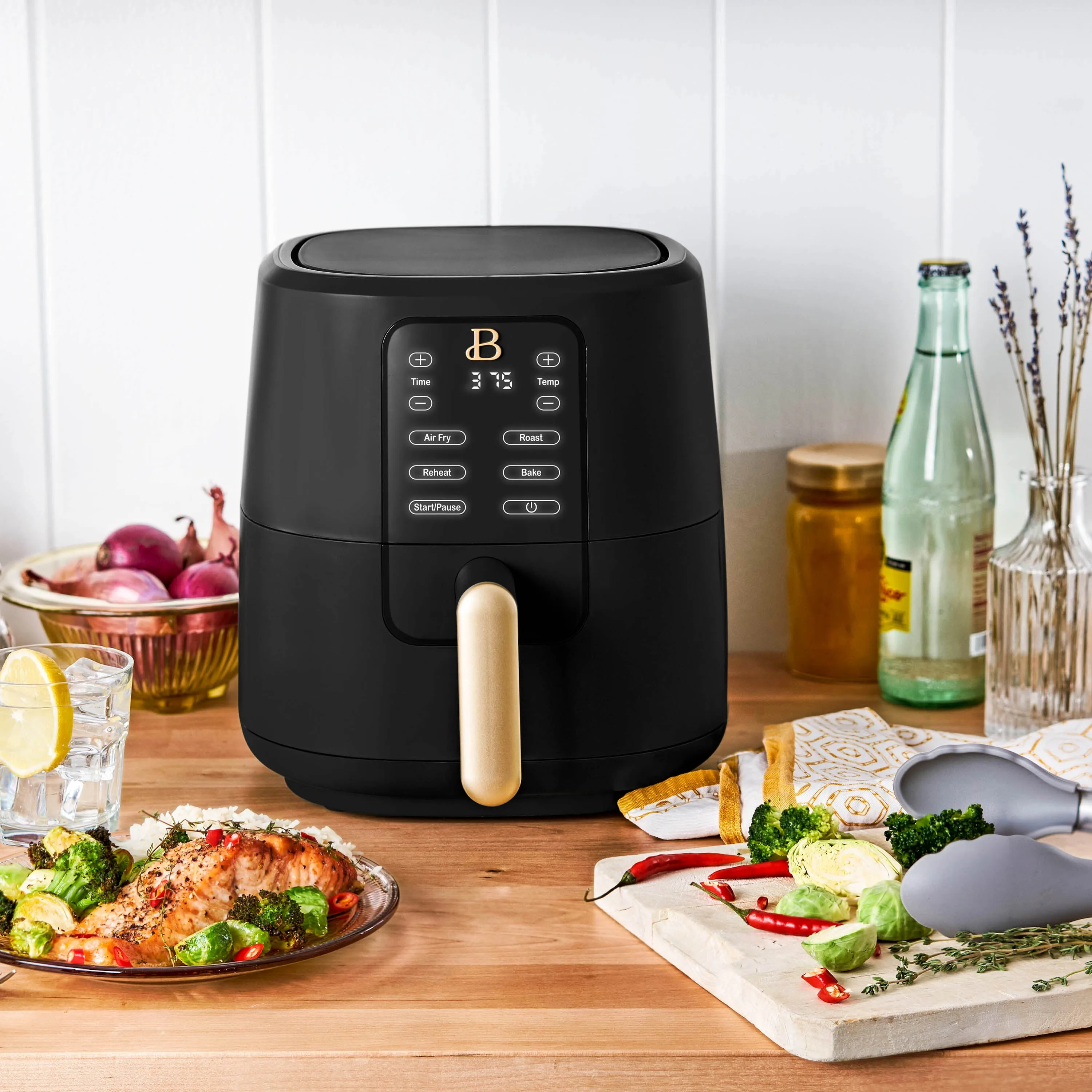 Beautiful 3 Qt Air Fryer With TurboCrisp Technology - Black Sesame - Image 2