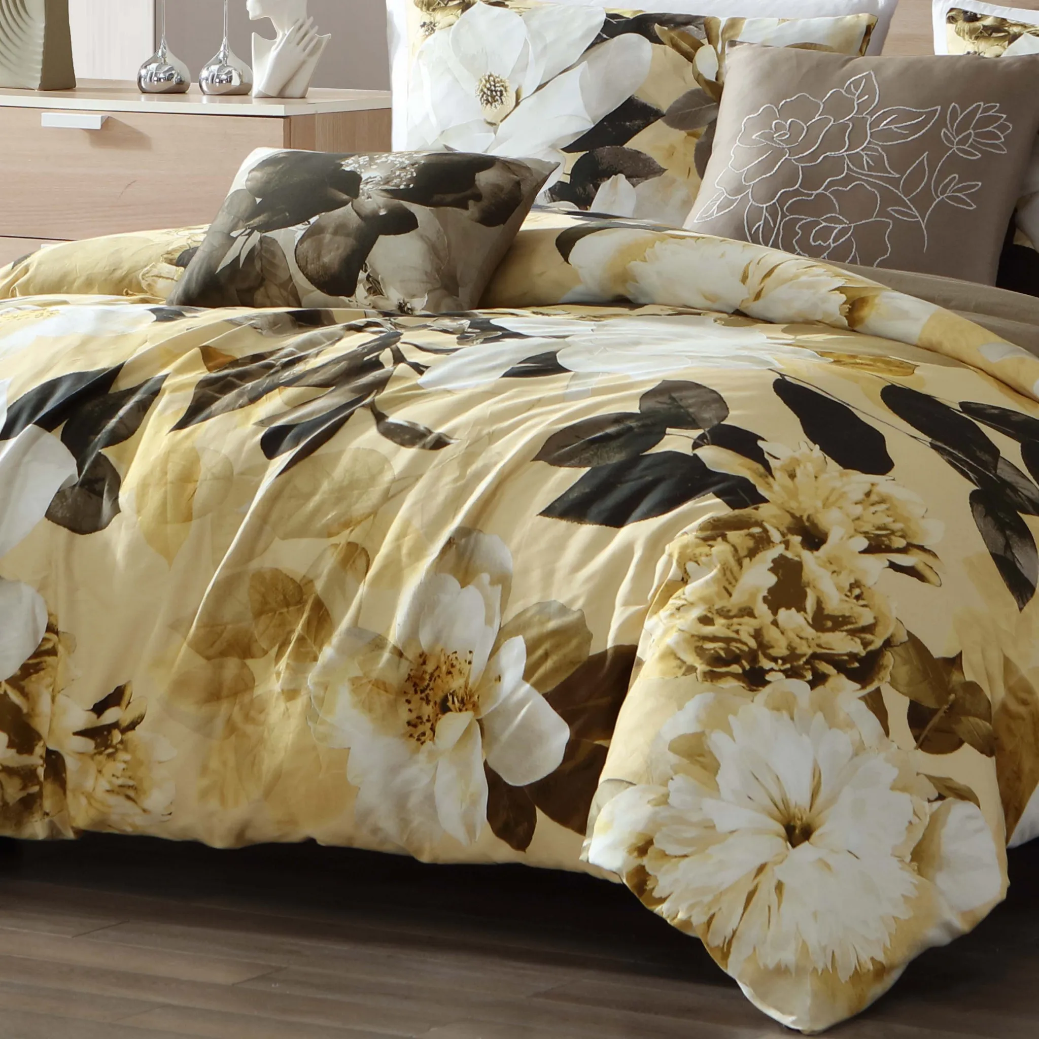 Bebejan Magnolia 5-Piece Reversible Comforter Set - King - Image 5