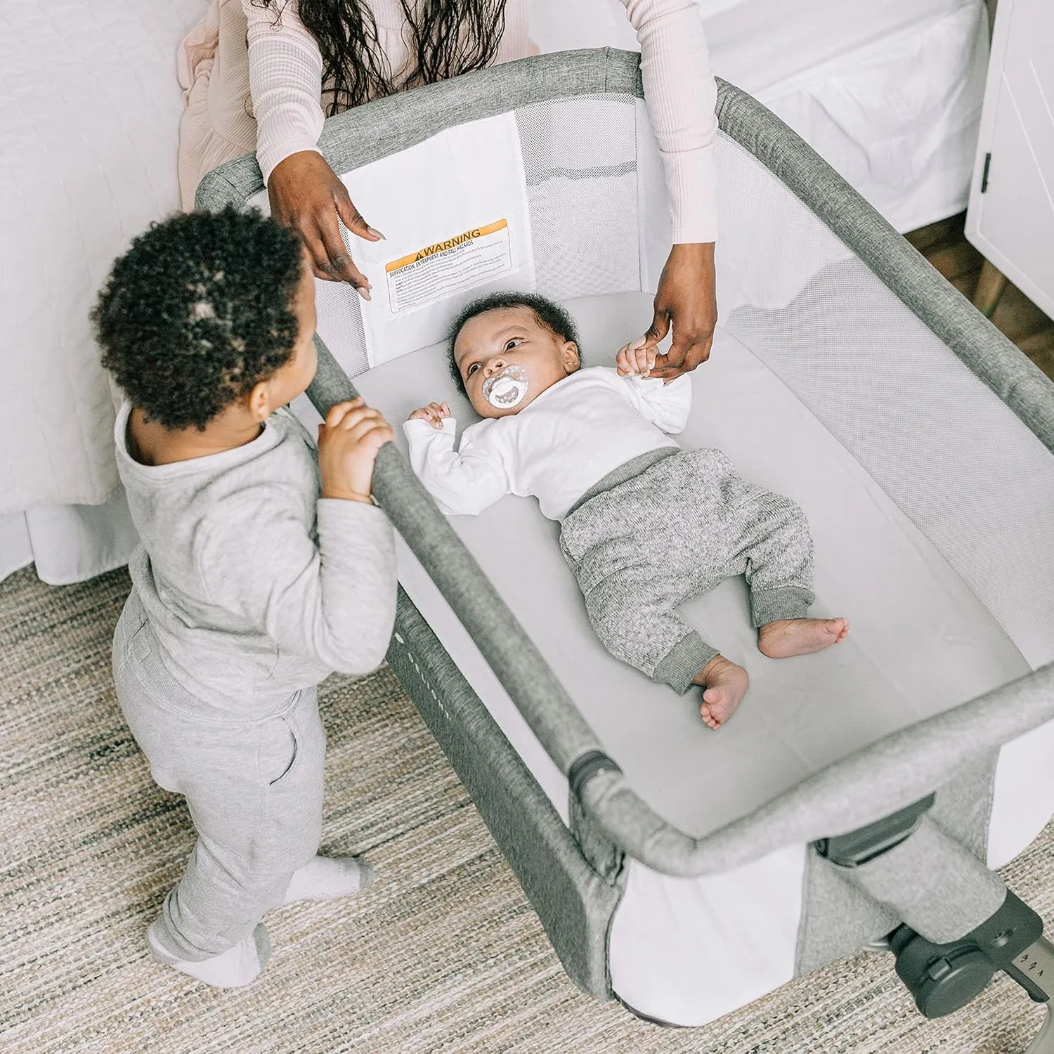 Beside Me Dreamer Bassinet & Bedside Sleeper - Image 5