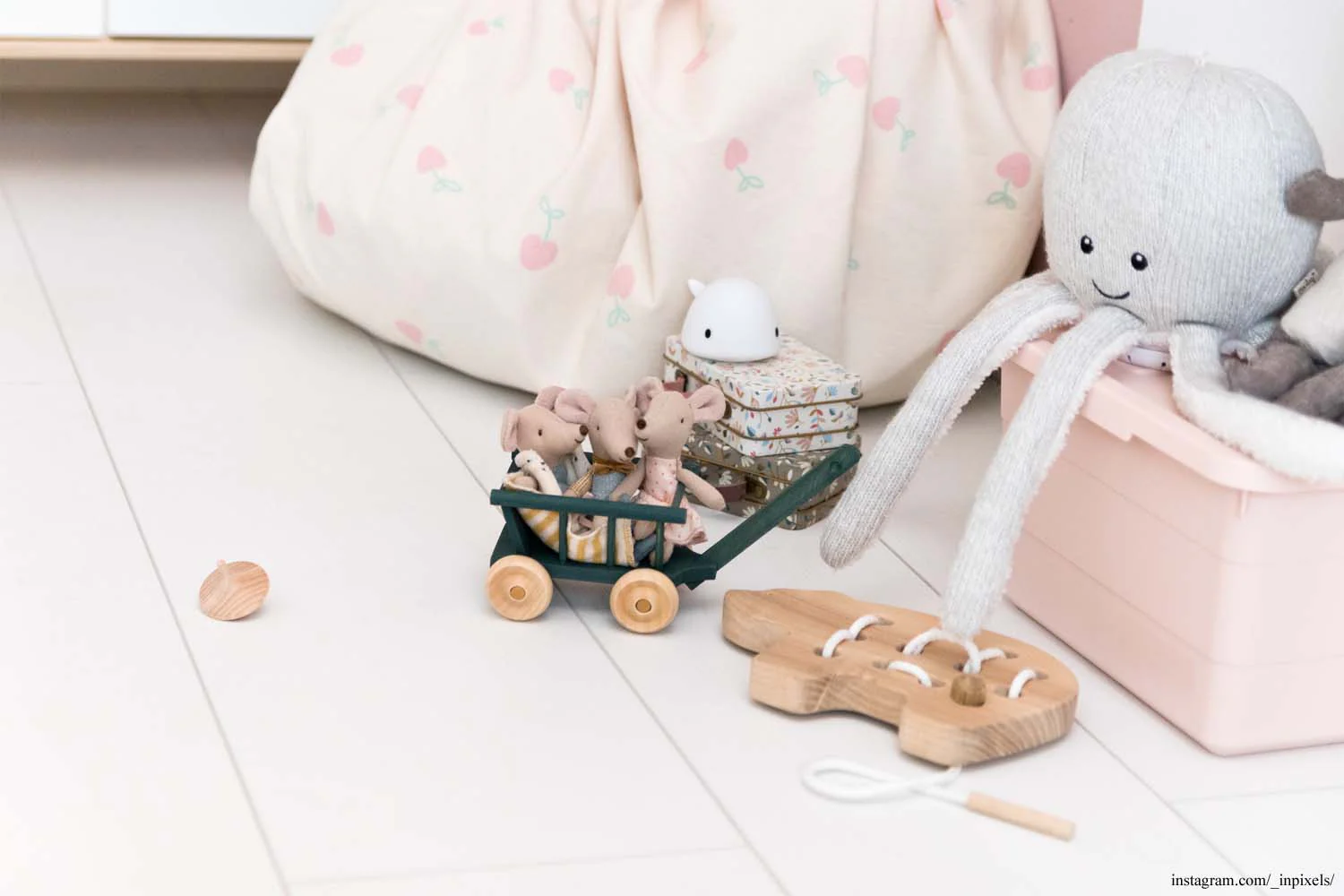Cherry Love Toy Storage Bag - Image 5