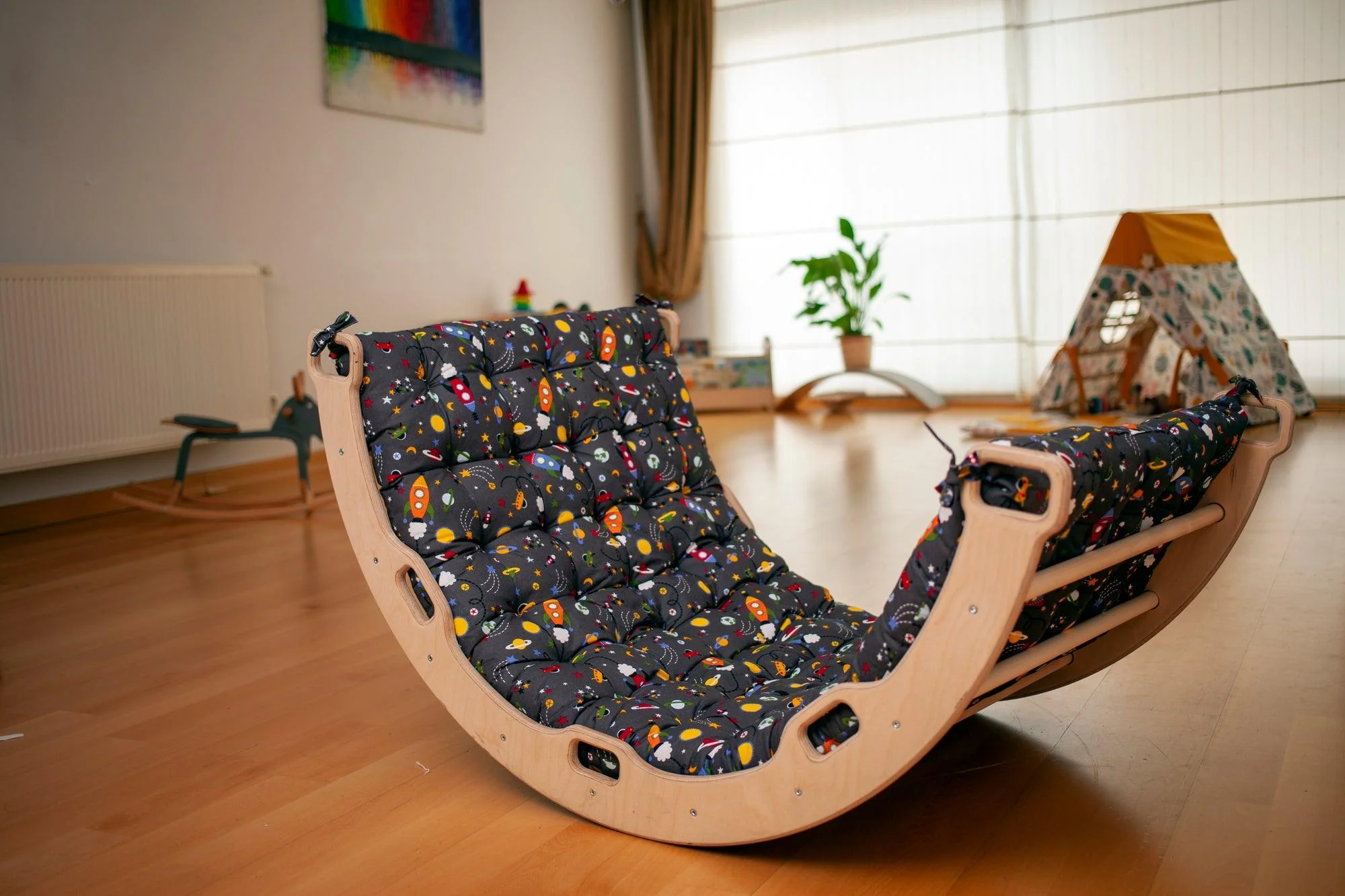 Climbing Arch Rocker With Space Cushion - Image 5