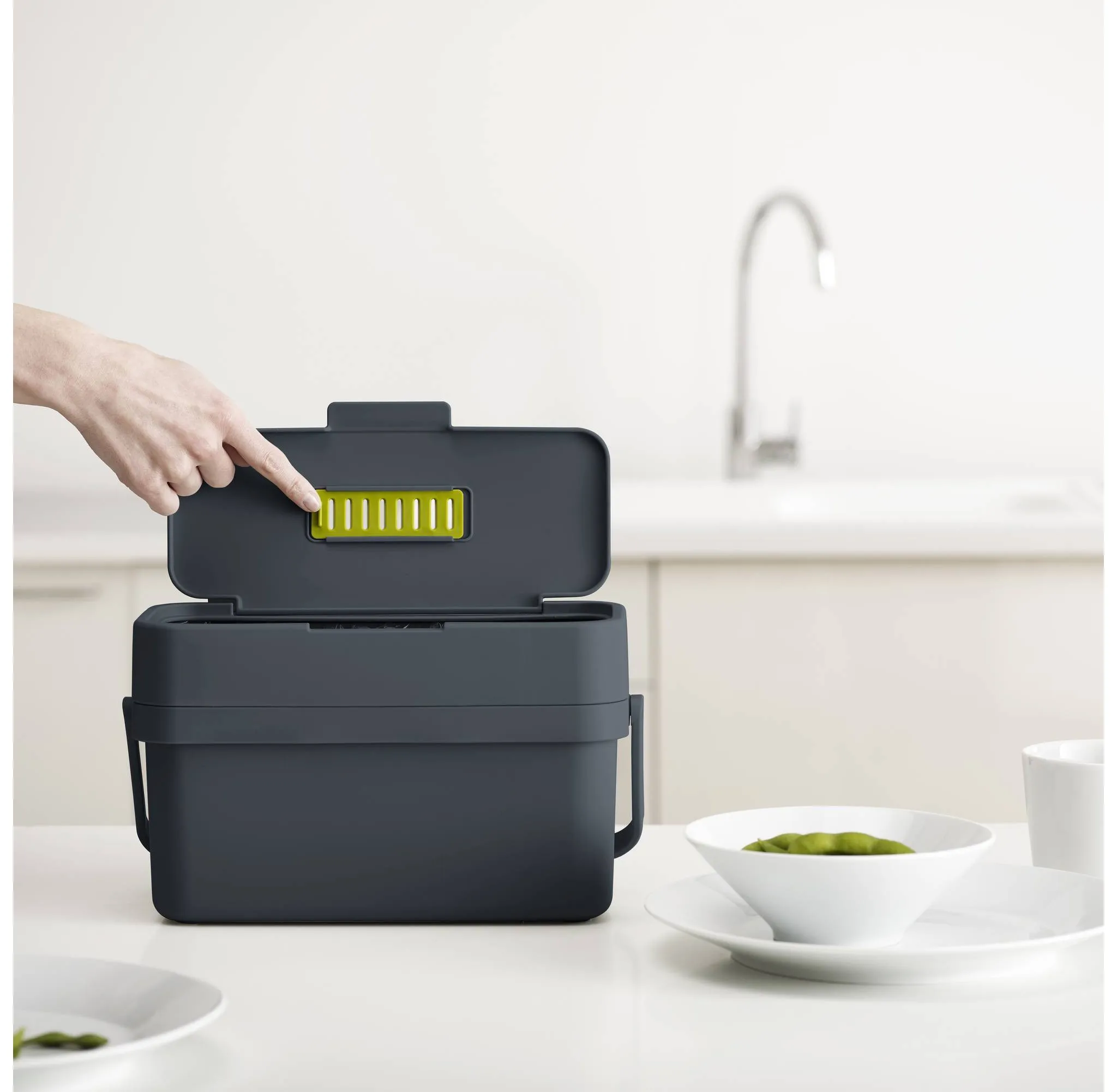 Compo 4 Food Waste Caddy - Graphite - Image 4