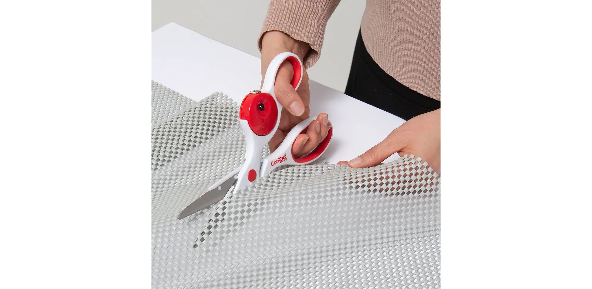 Con-Tact 2-in-1 Scissor/Measuring Tape Combo with Smoothing Tool - Image 5