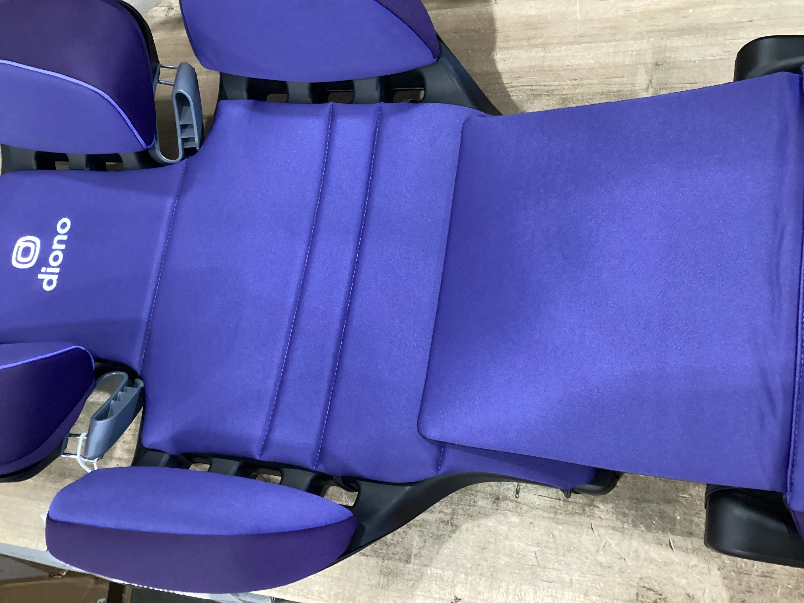 Connect3® R 2-in-1 High-Back Booster - Purple Wildberry - Image 4