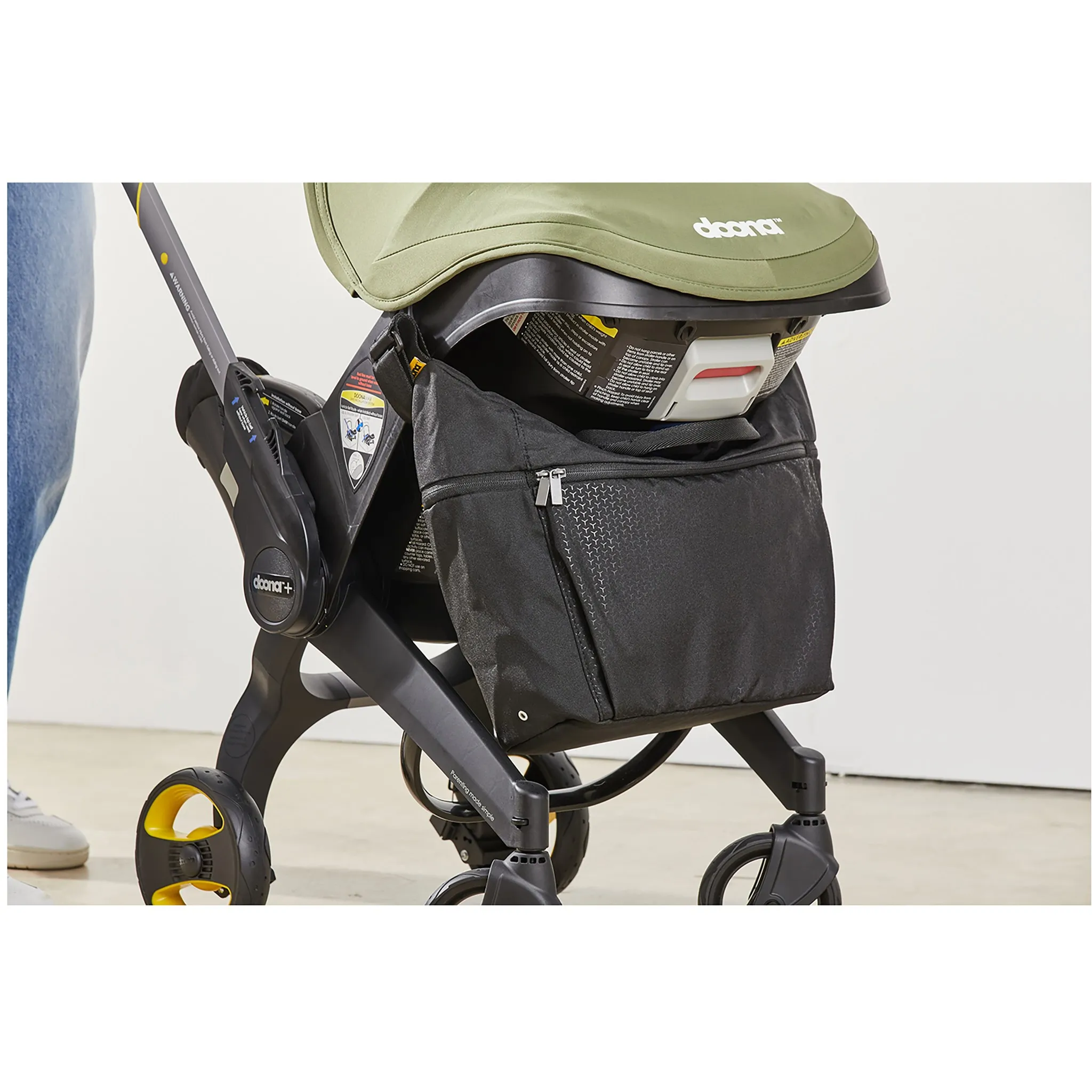 Doona Essentials Bag - Black - Image 4