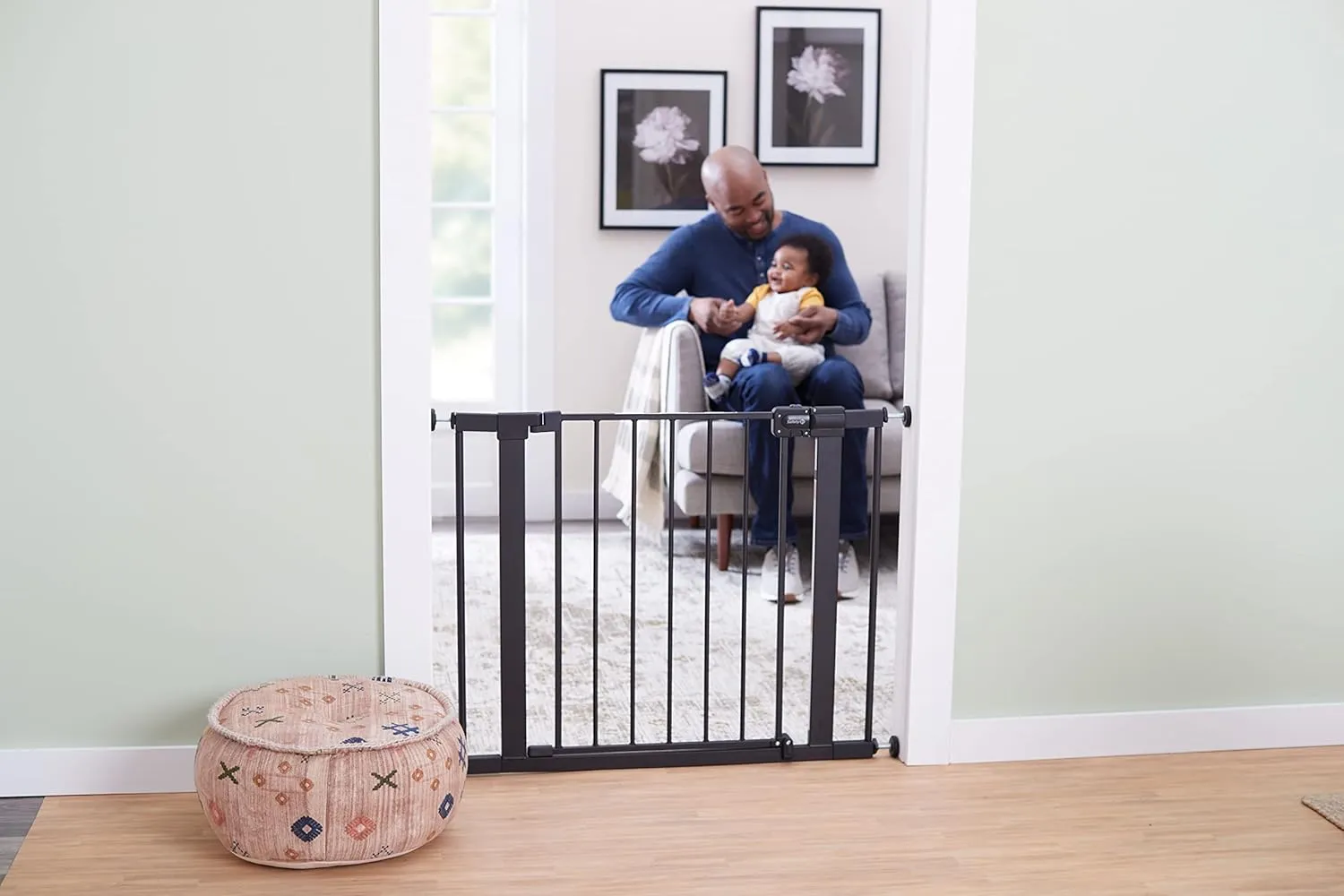 Easy Install Walk Through Baby Gate - Black - Image 5