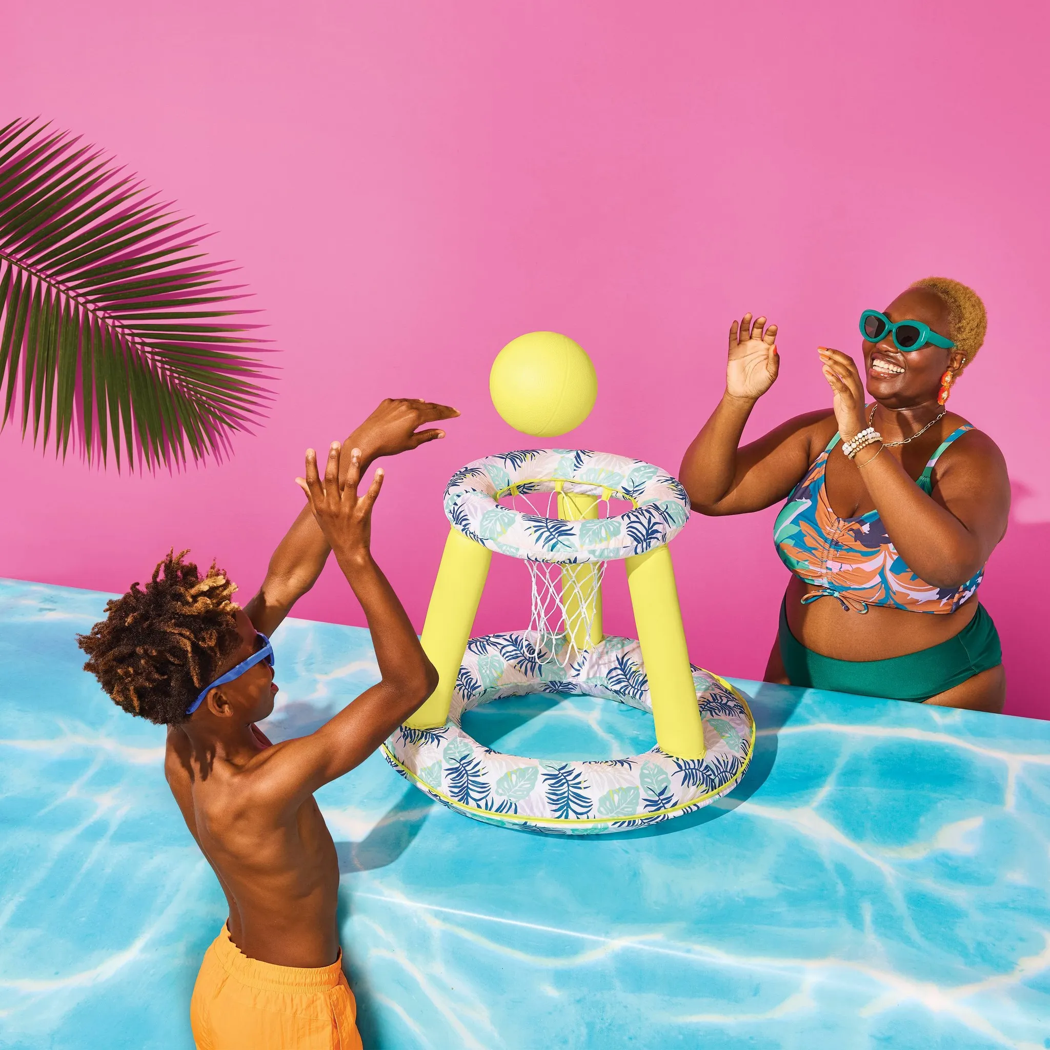 Floating Basketball Game Set - Image 2