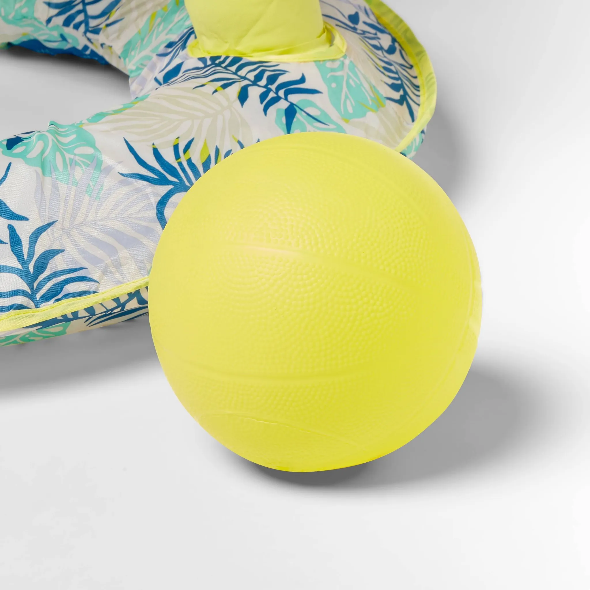 Floating Basketball Game Set - Image 4