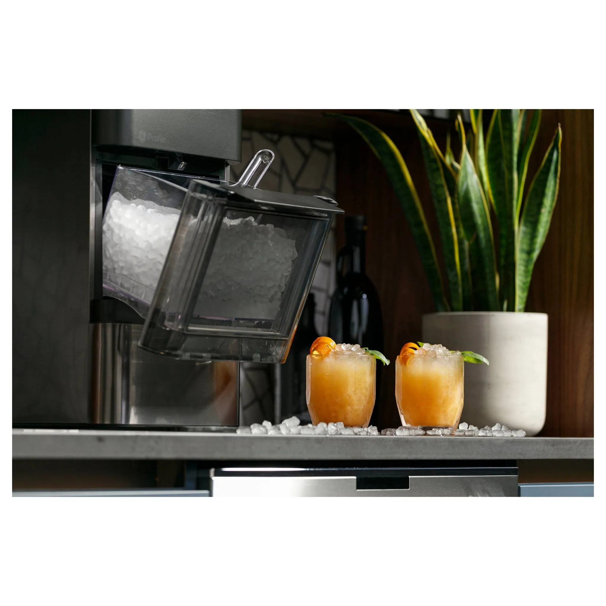 GE Profile 24lb Opal 2.0 Nugget Countertop Ice Maker Black: Stainless Steel, 38lb Daily Production, 3lb Storage, 1440W - Image 4