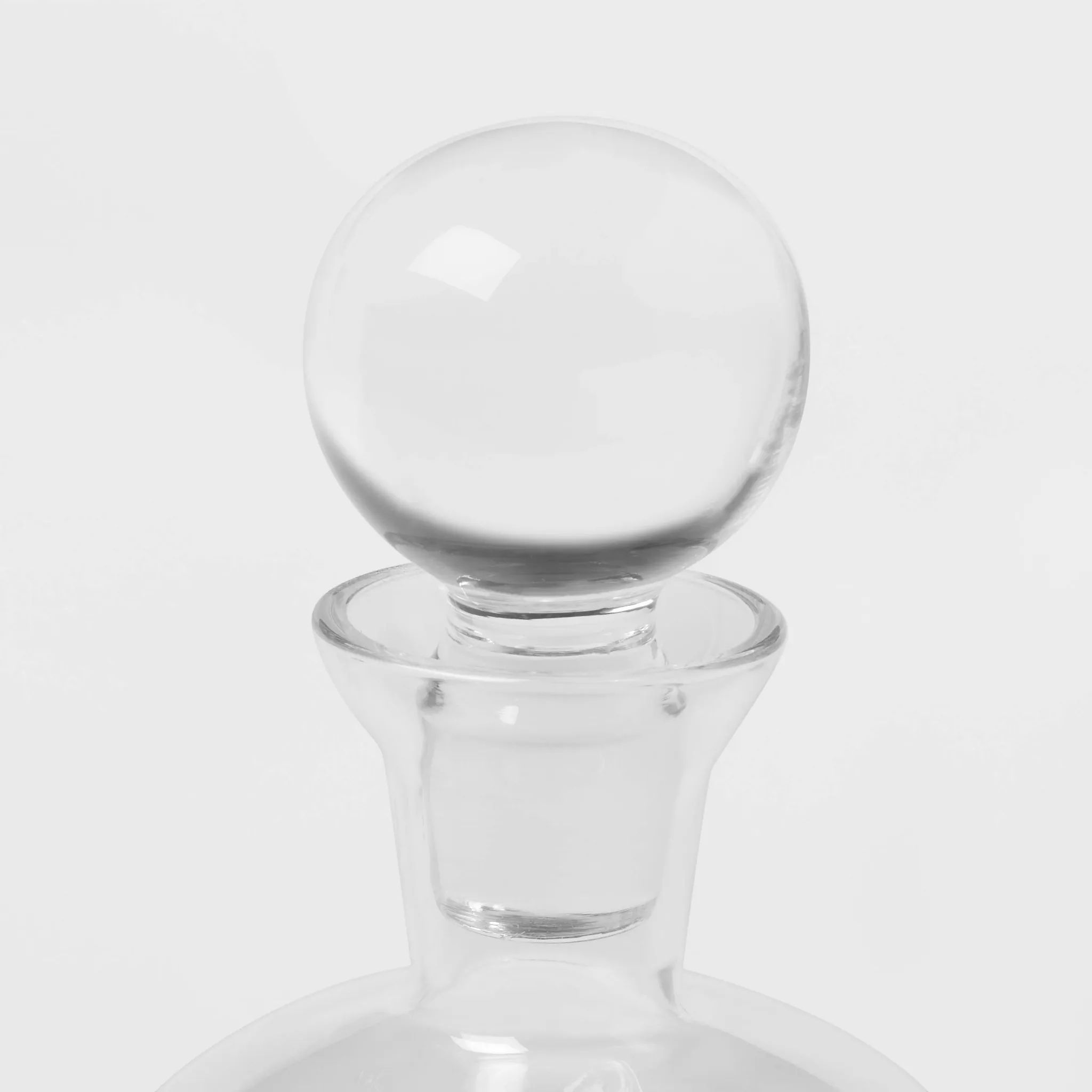 Glass Decanter with Stopper - 24oz Capacity - Image 3