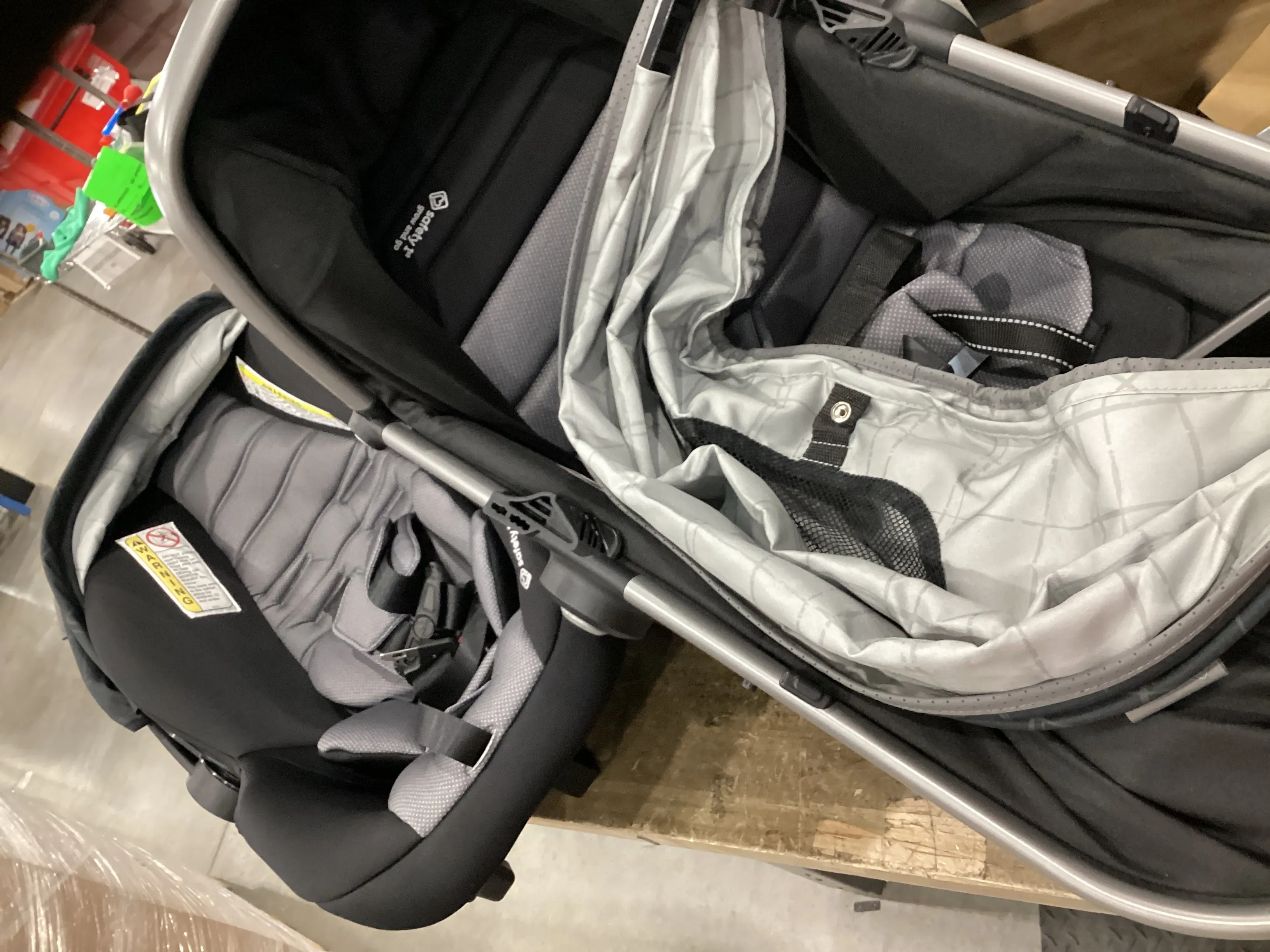 Grow and Go Flex Deluxe Travel System - High Street - Image 4