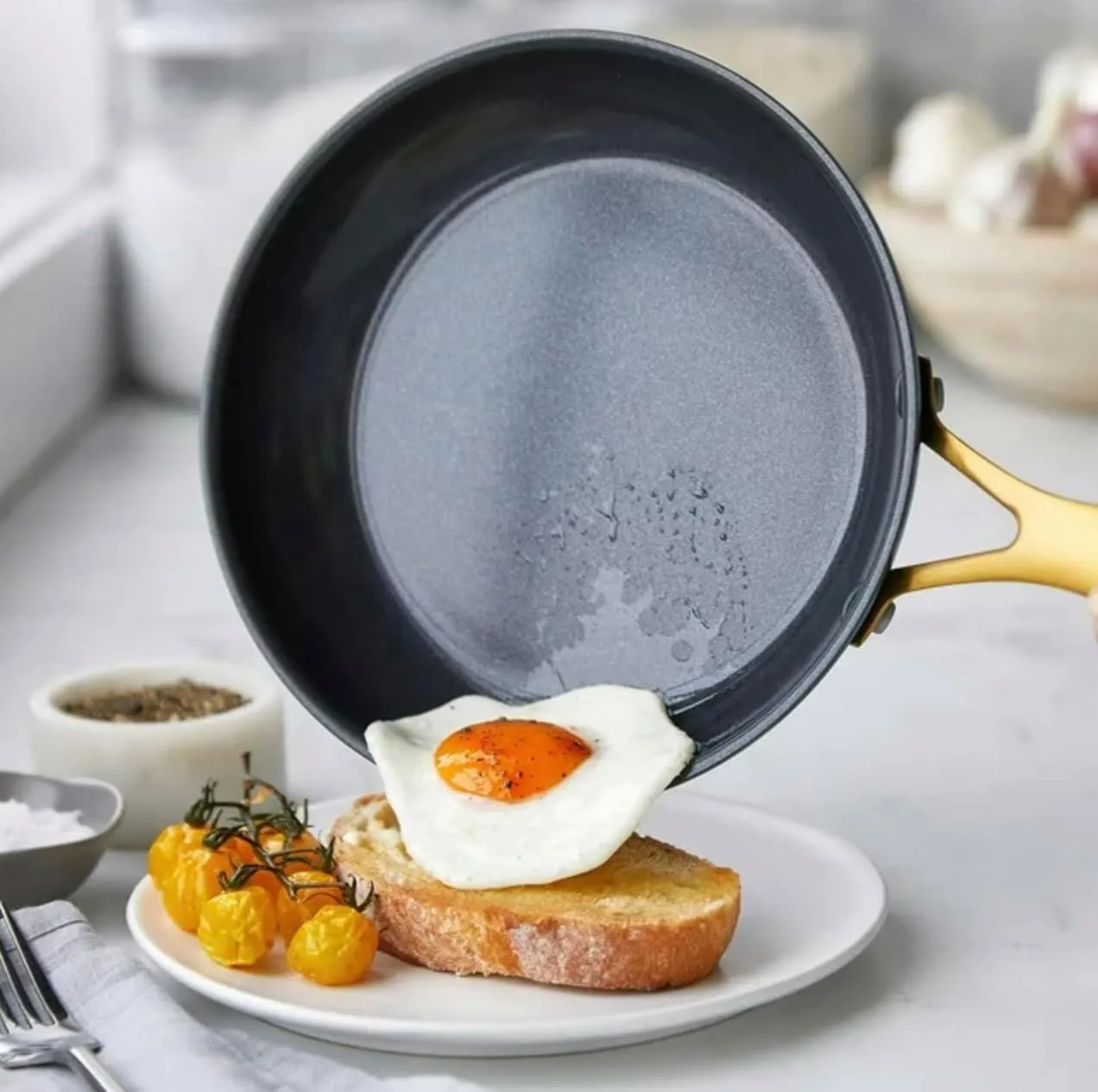 Healthy Ceramic Nonstick Frying Pan Skillet Set - 8", 10", 12" - Image 5