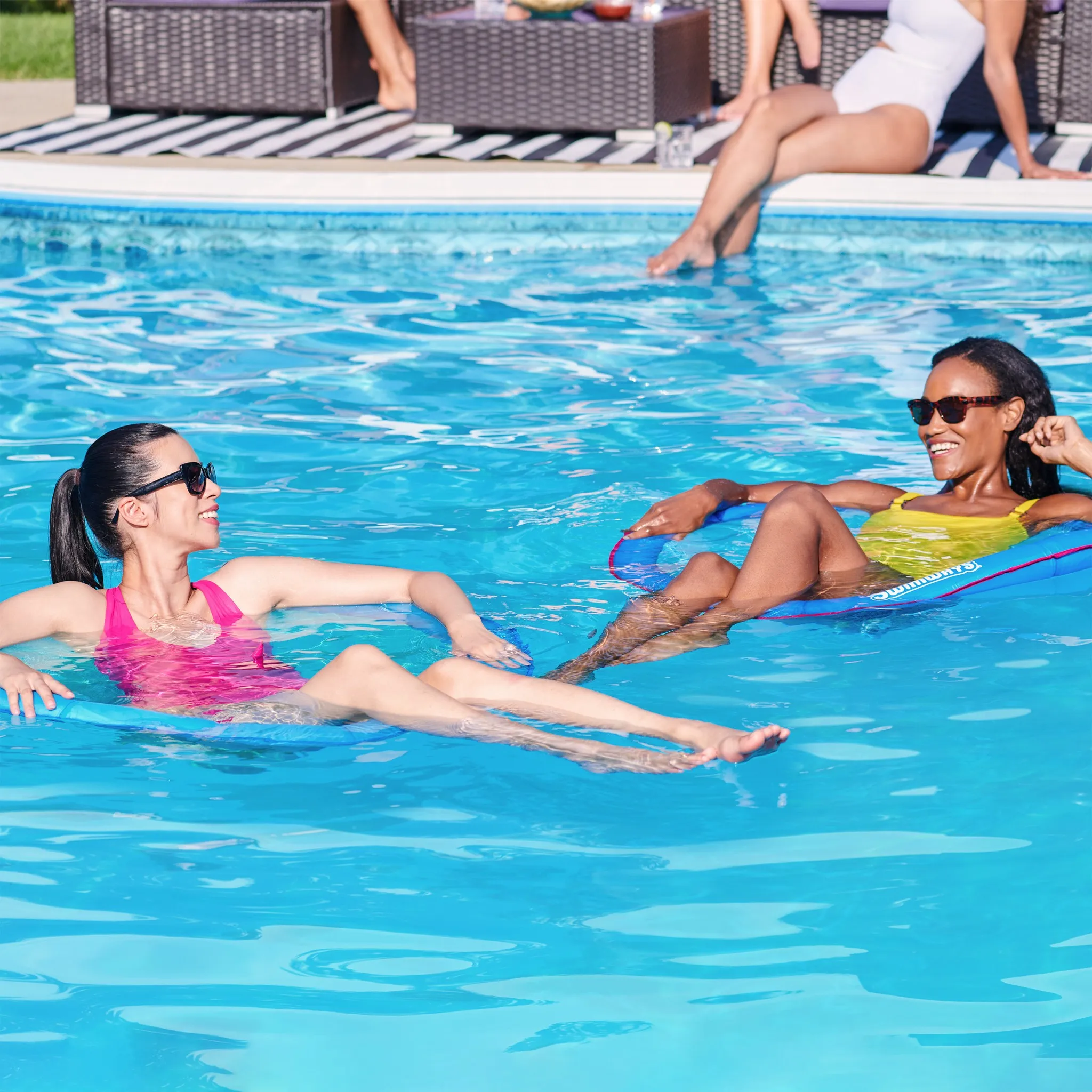 Inflatable Papasan Pool Lounger - Aqua - Image 3