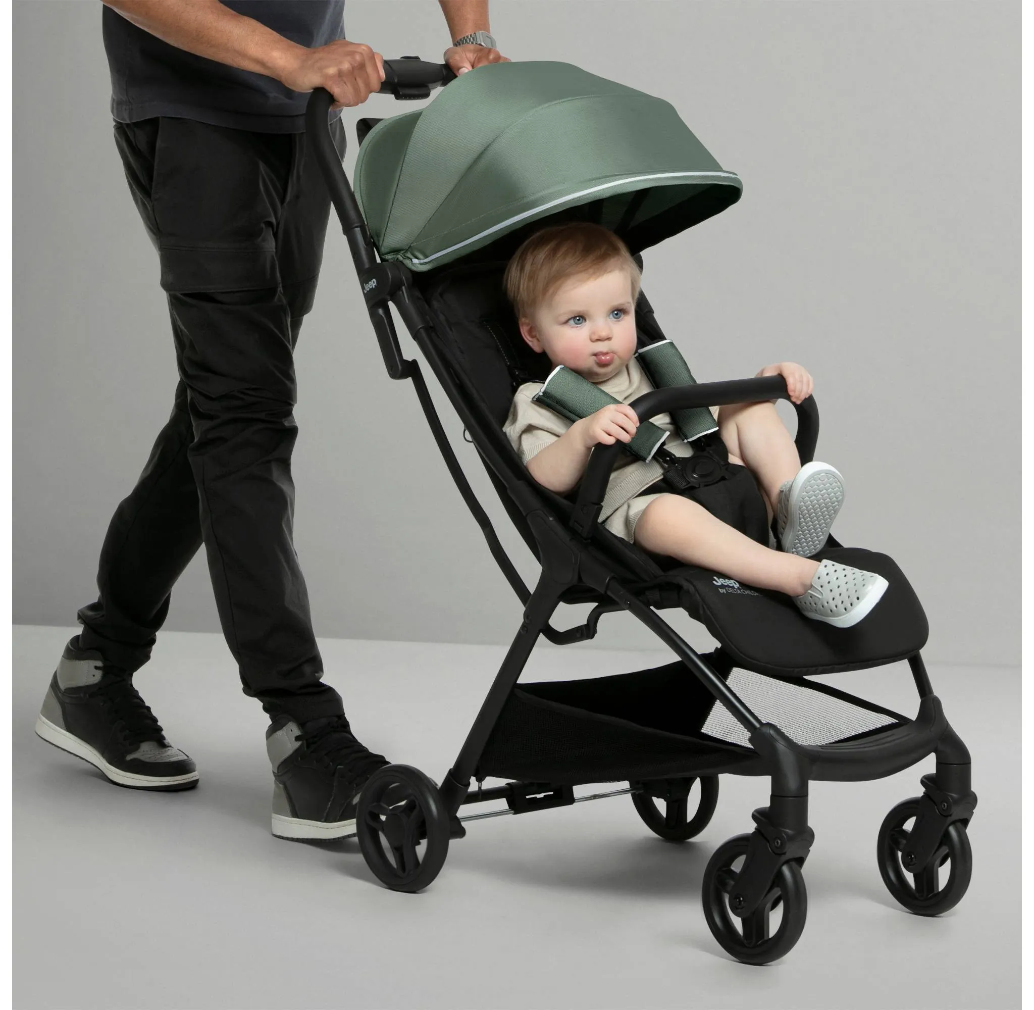 Jeep Altitude Compact Travel Stroller by Delta Children Greenguard Gold, Easy One Hand Fold, Lightweight, Extendable Canopy with Peek-a-Boo Window, Reclining Seat, 4 Wheel Suspension, Olive Green - Image 4