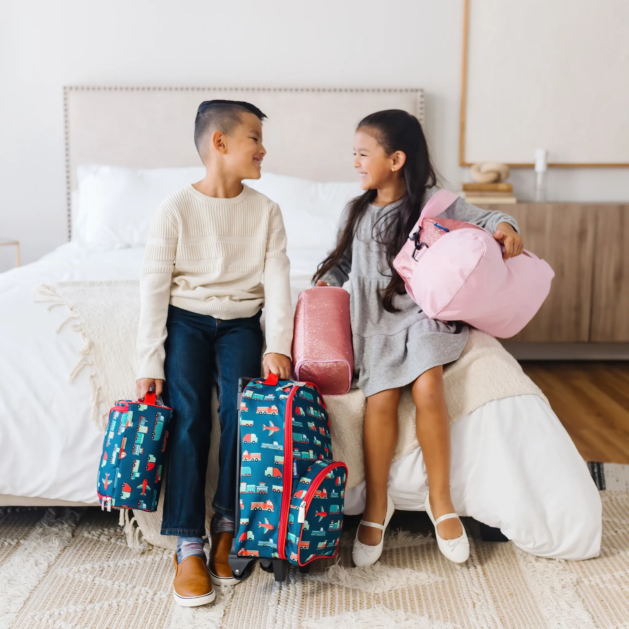Kids Rolling Suitcase Luggage - Llamas Cactus Pink - Image 2