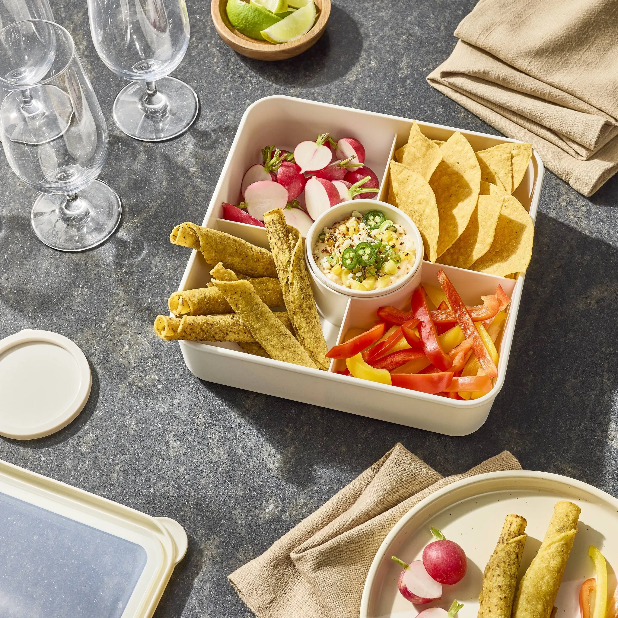 Large Snack Bento Food Storage Container Cream - ™ - Image 2