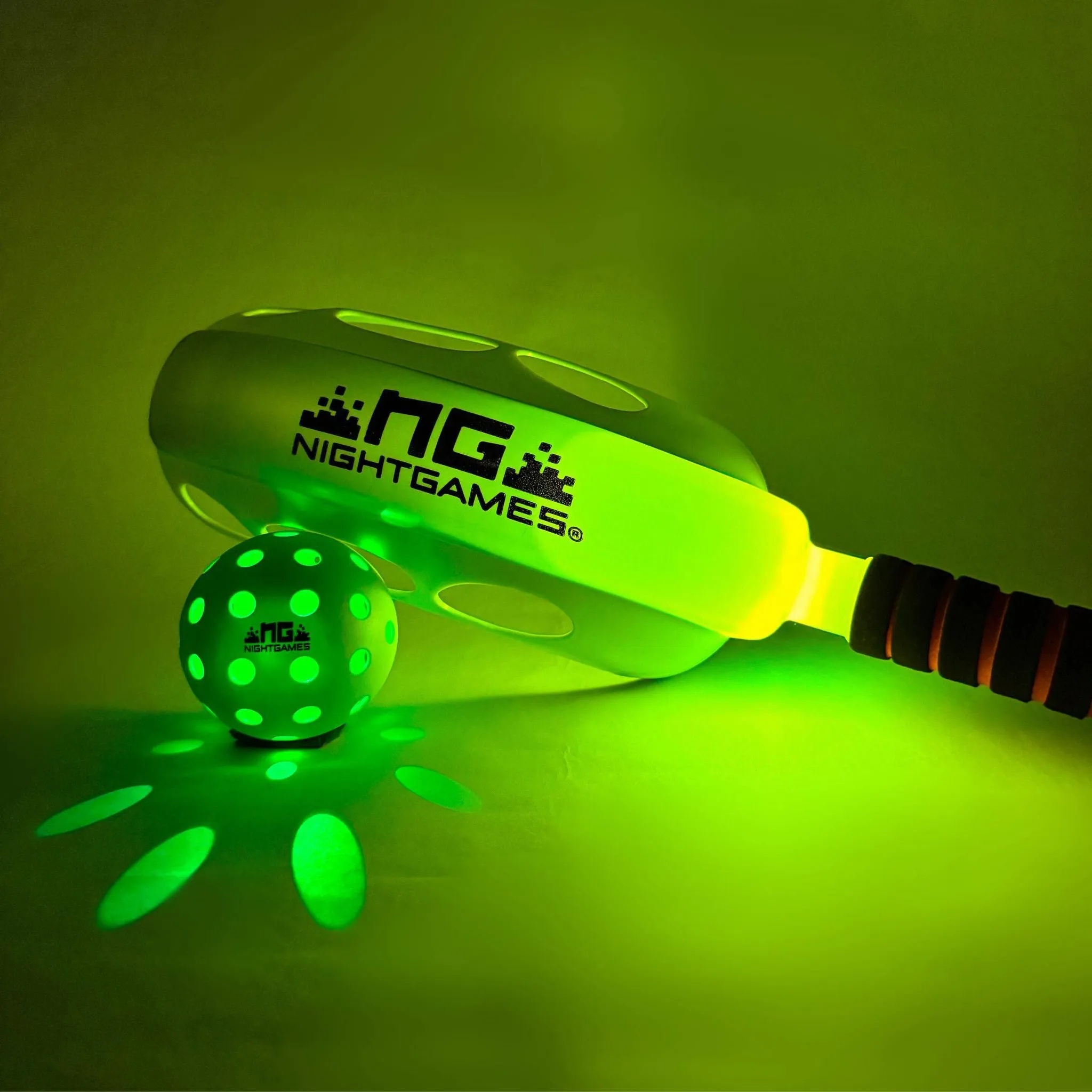 LED Light Up Scoop and Ball Set - Image 5