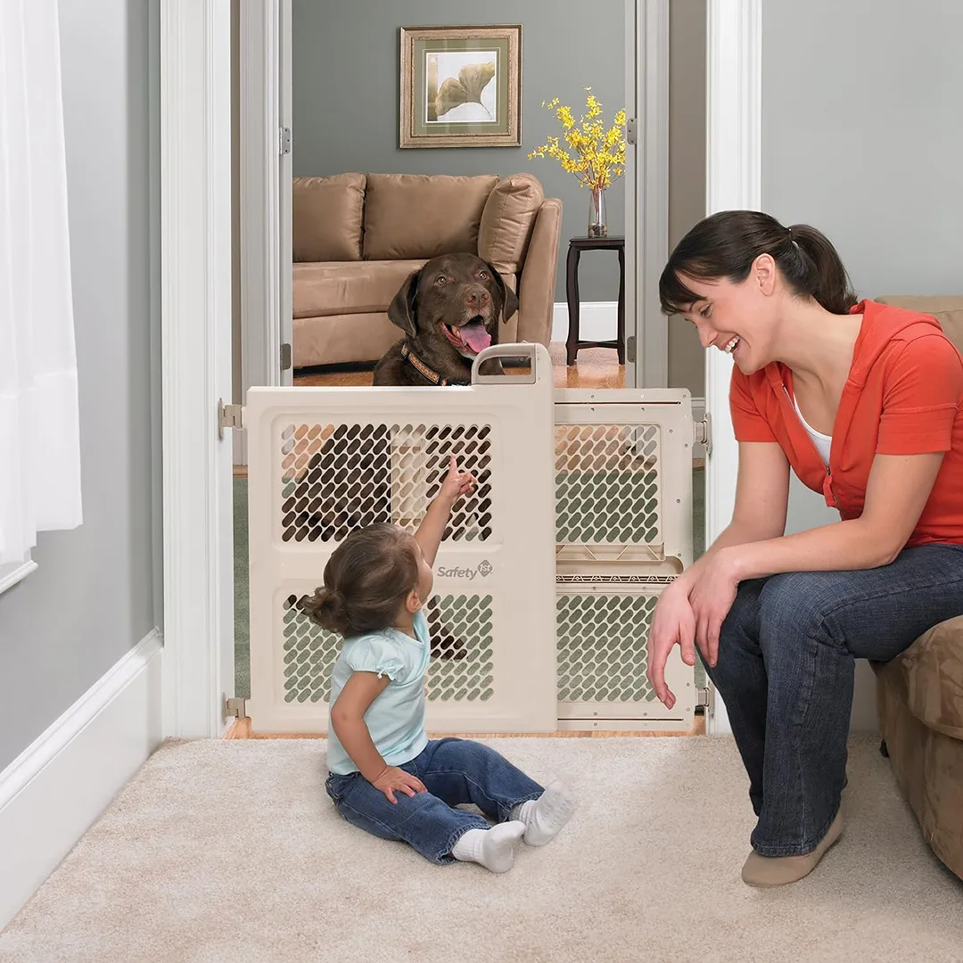 Lift Lock & Swing Dual Mode Gate - Taupe - Image 3