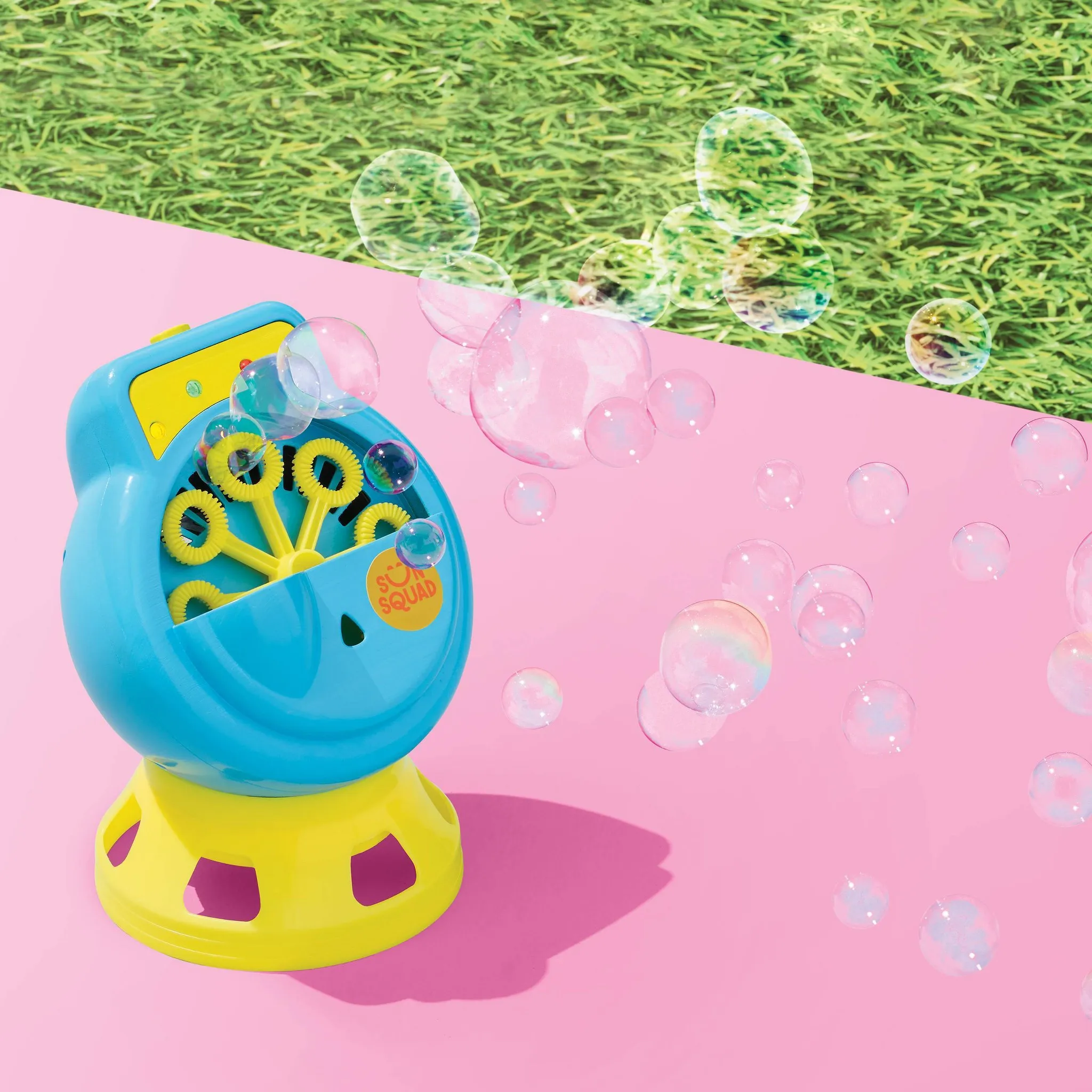Light-Up Bubble Maker - Blue/Yellow - Image 4