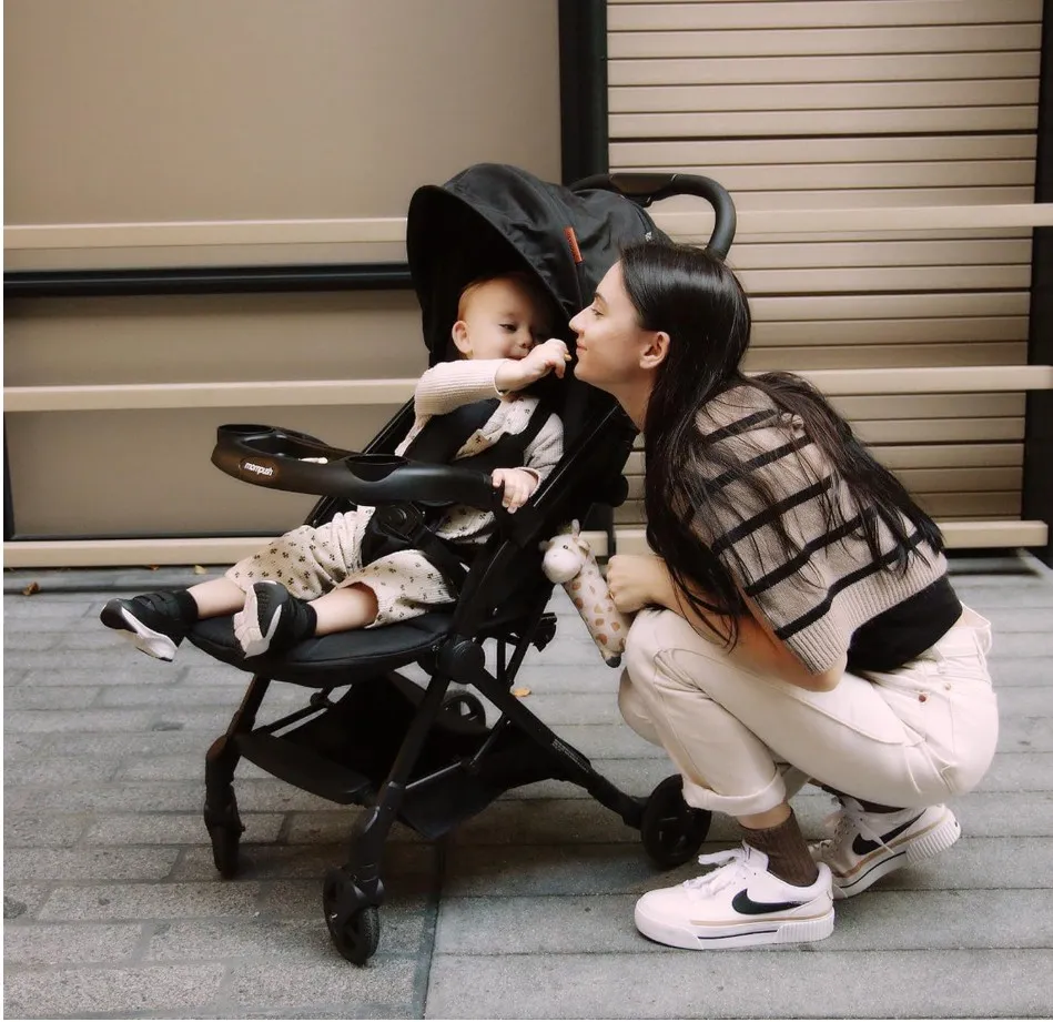 Lithe V2 Lightweight Travel Stroller - Black - Image 3