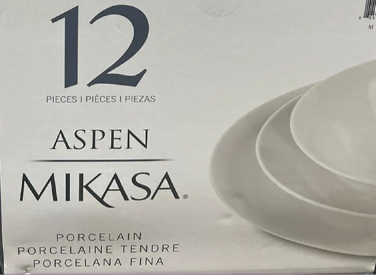 Aspen Porcelain Dinnerware 12 Piece Set - Image 3