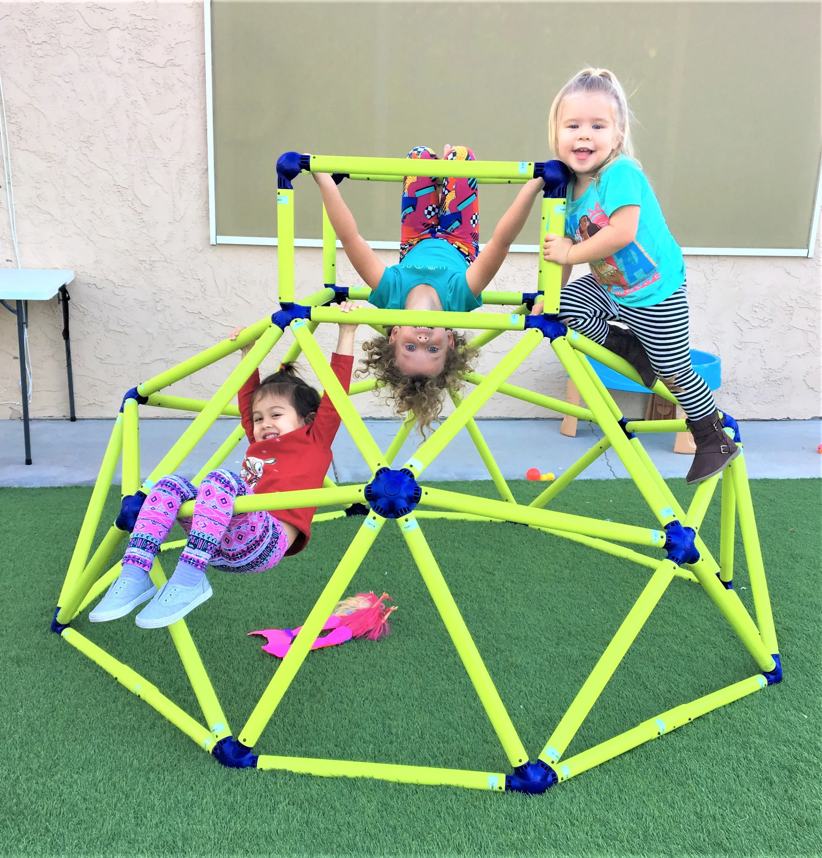 Monkey Bars Climbing Tower - Outdoor Fun for Kids 3 to 6 - Image 3