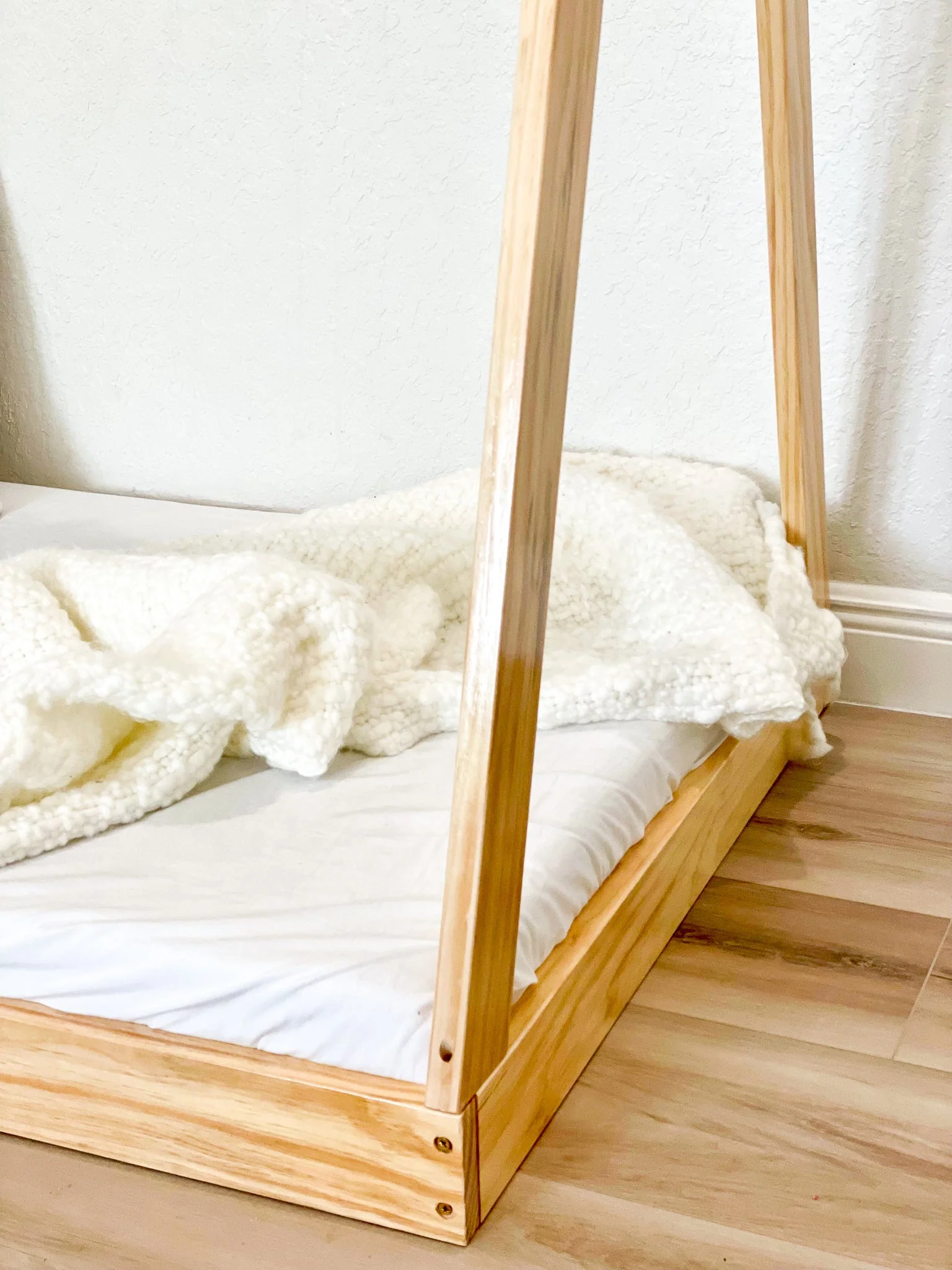 Montessori Teepee Bed - Image 4