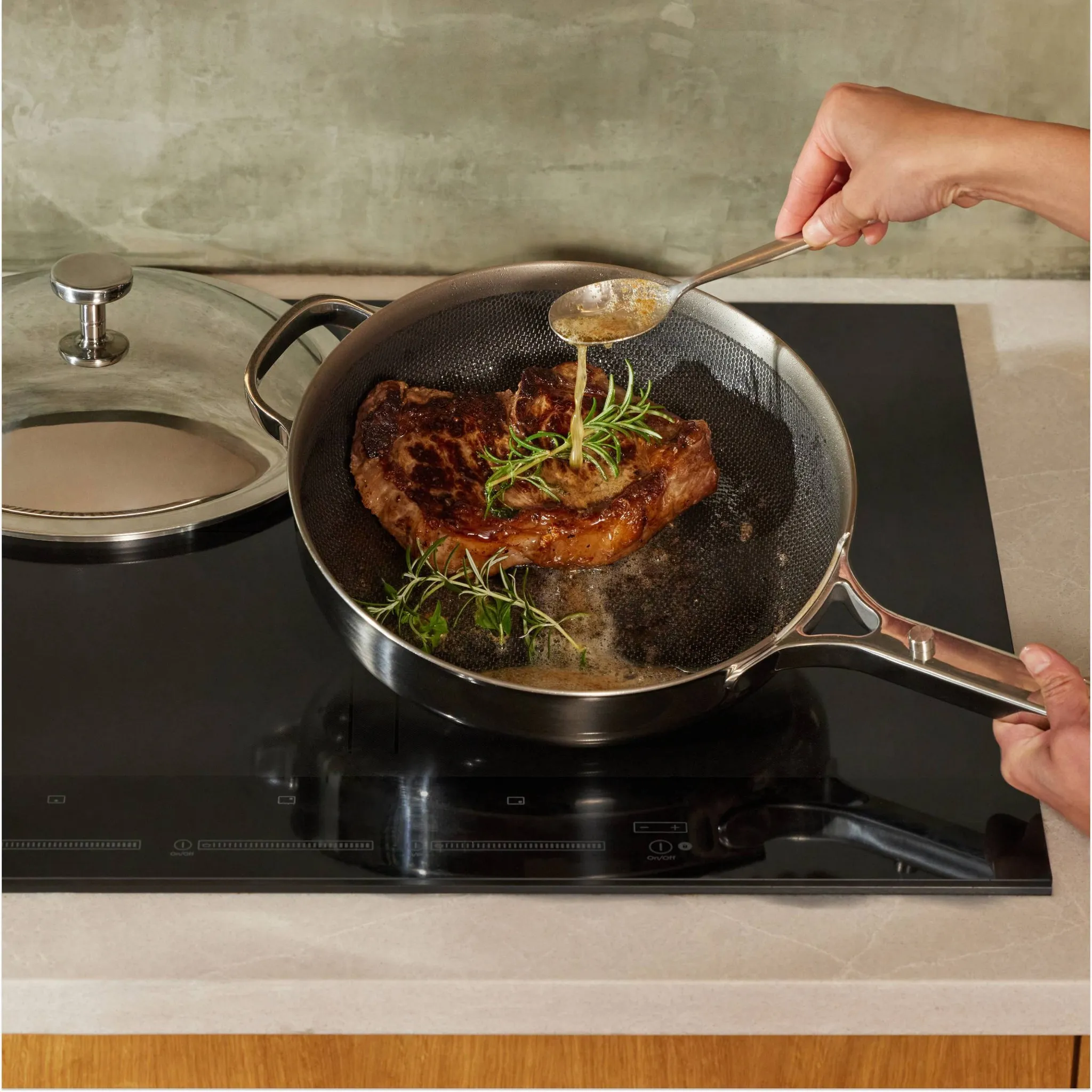 Nonstick Sauté & Fry Pan - 10.6" Diameter - Image 5