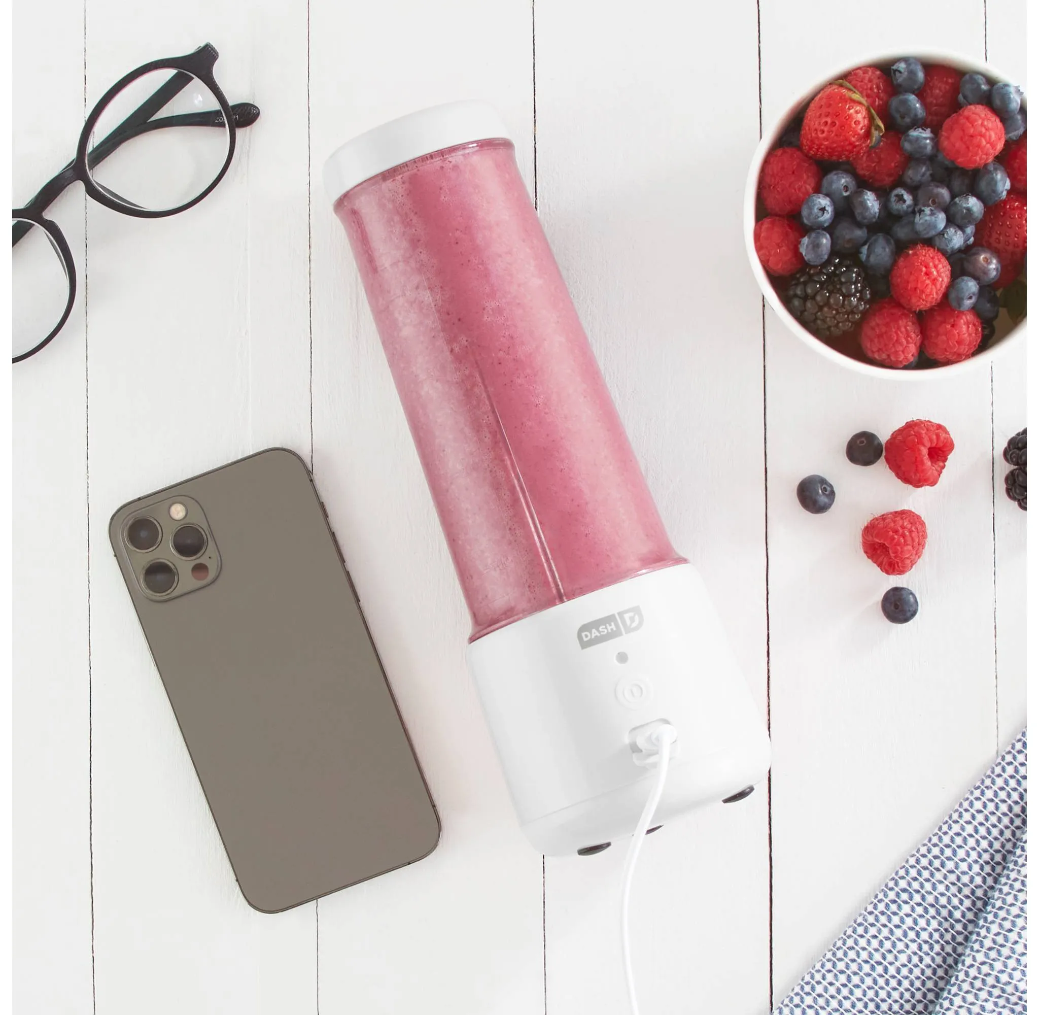 Personal Portable USB 1-Speed Blender White: Smoothie Maker, BPA-Free, Dishwasher-Safe, 16oz Capacity, 150W Power - Image 5