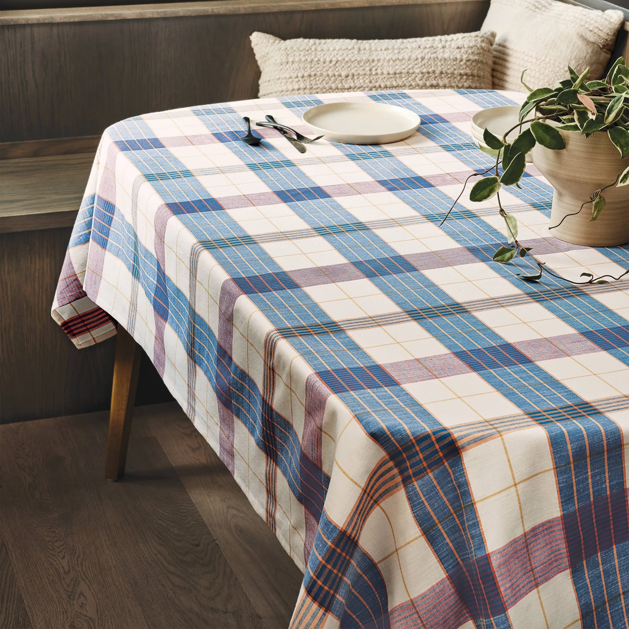 Plaid Tablecloth - Rectangular - Image 3