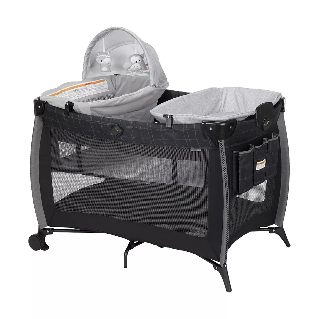 Play-and-Stay Playard - High Street