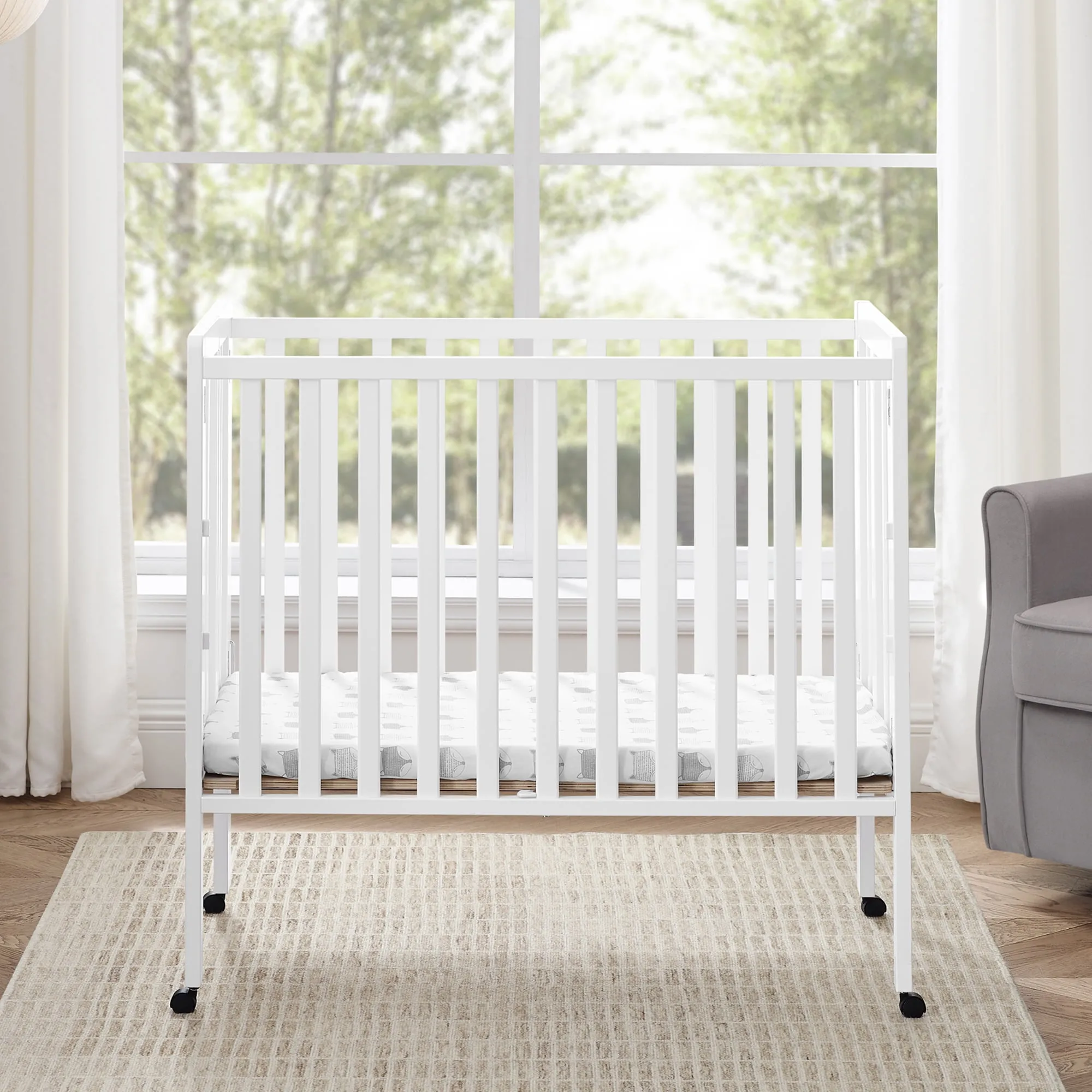 Portable Folding Mini Crib - Bianca White - Image 3