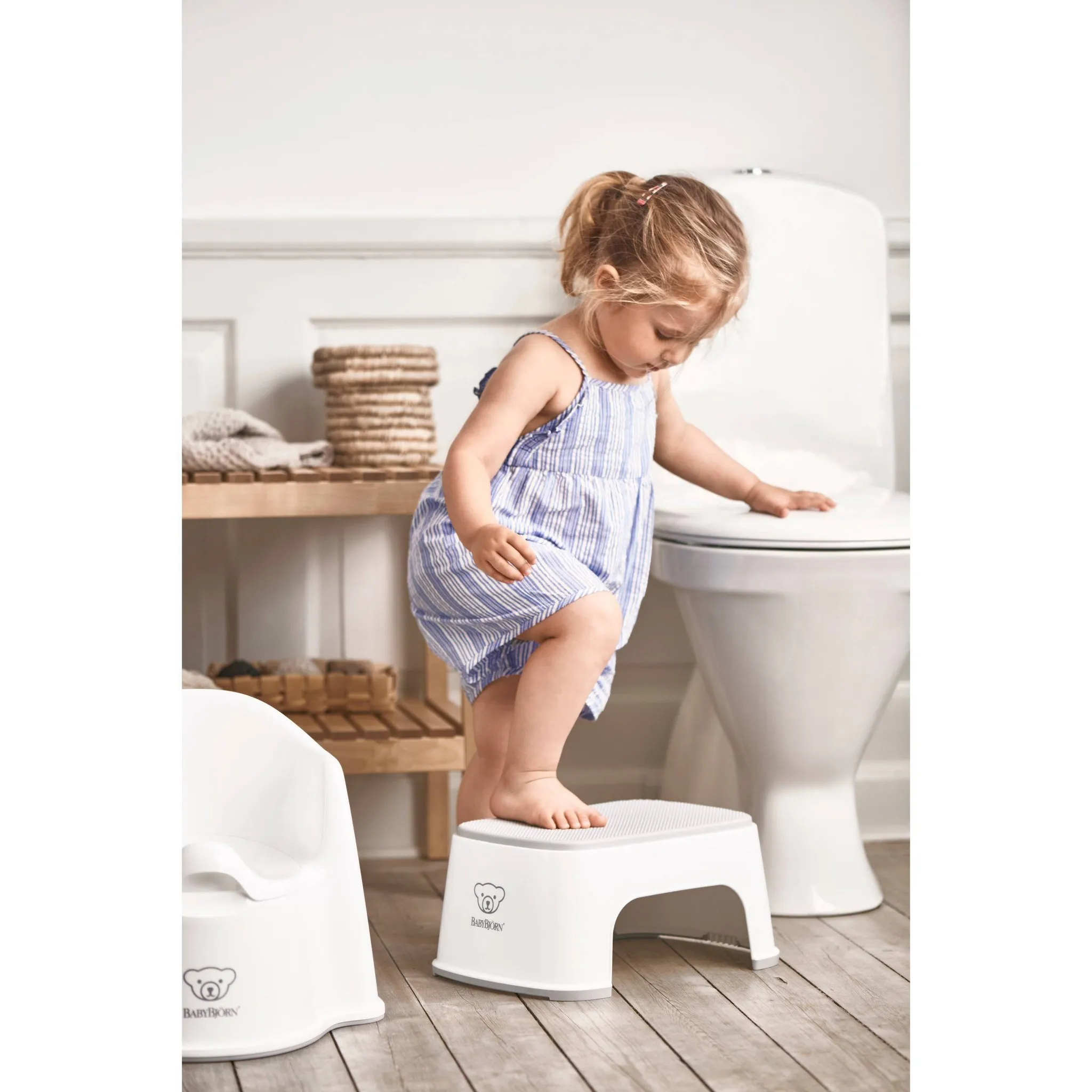 Potty Chair - White - Image 5
